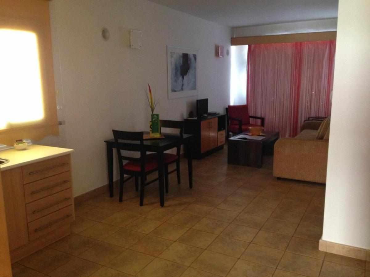 One-Bedroom Apartment Upper Floor (2 Adults) photo 2