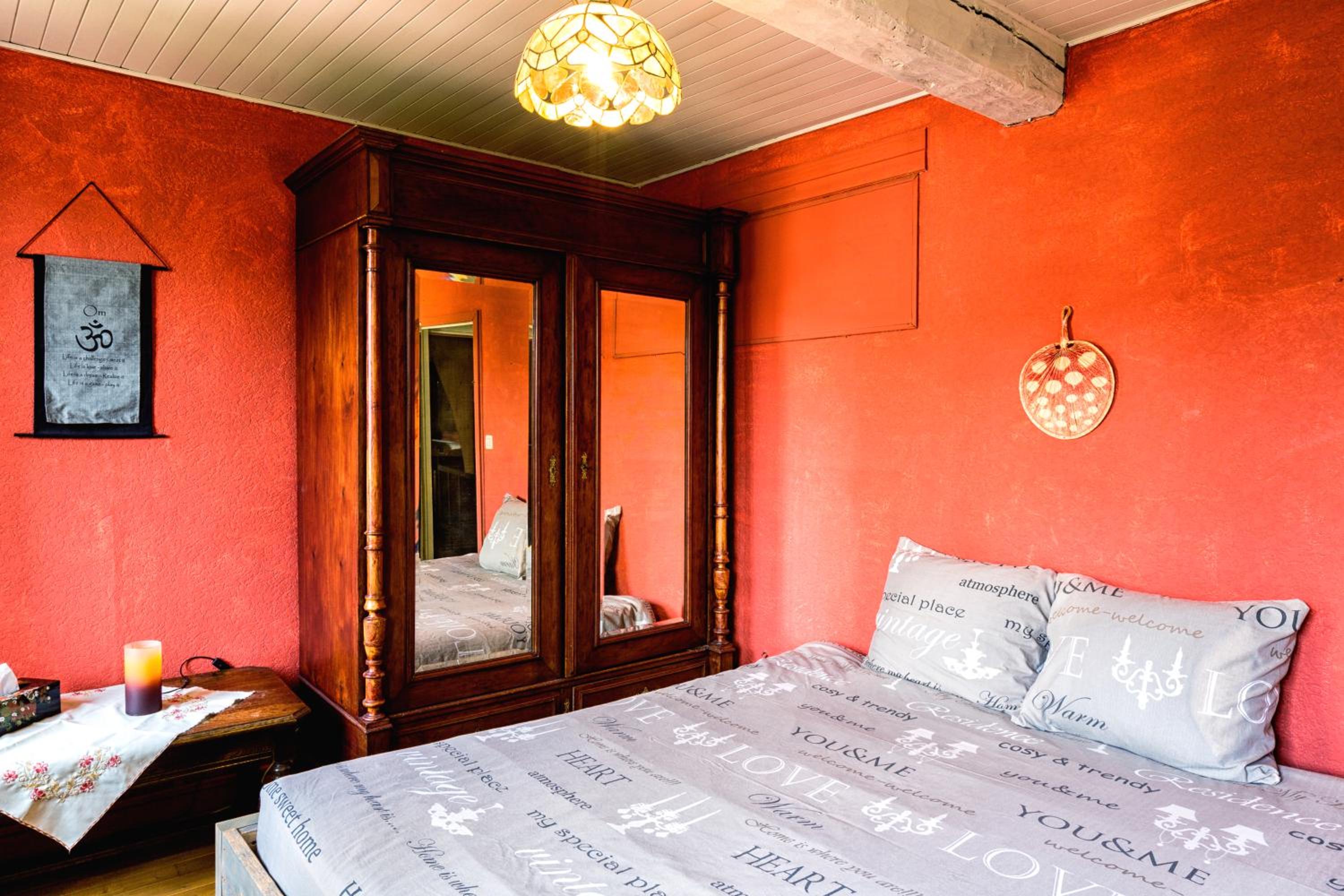 Double Room with Shared Bathroom photo 1