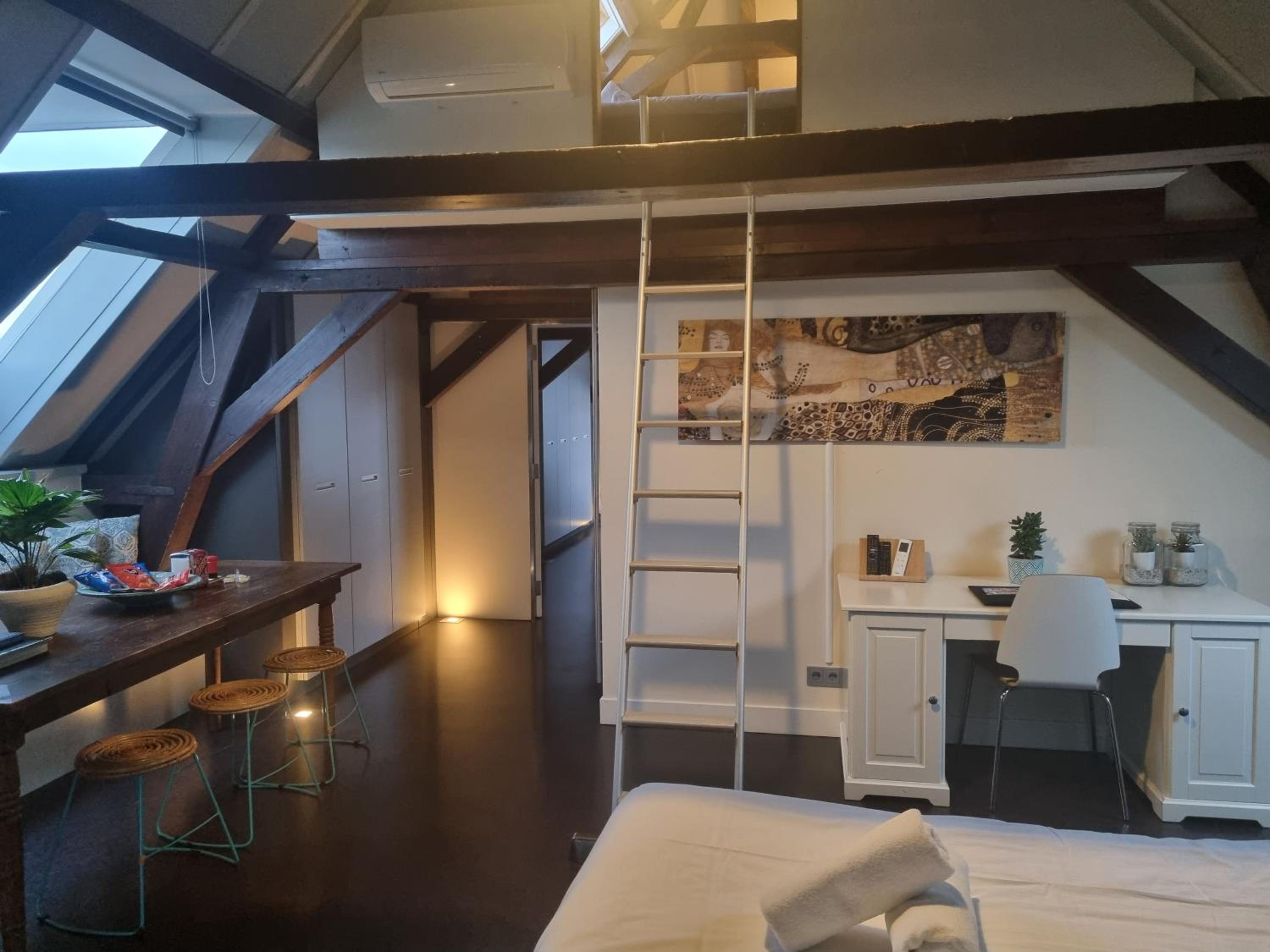 Superior Quadruple Room - Photo 6