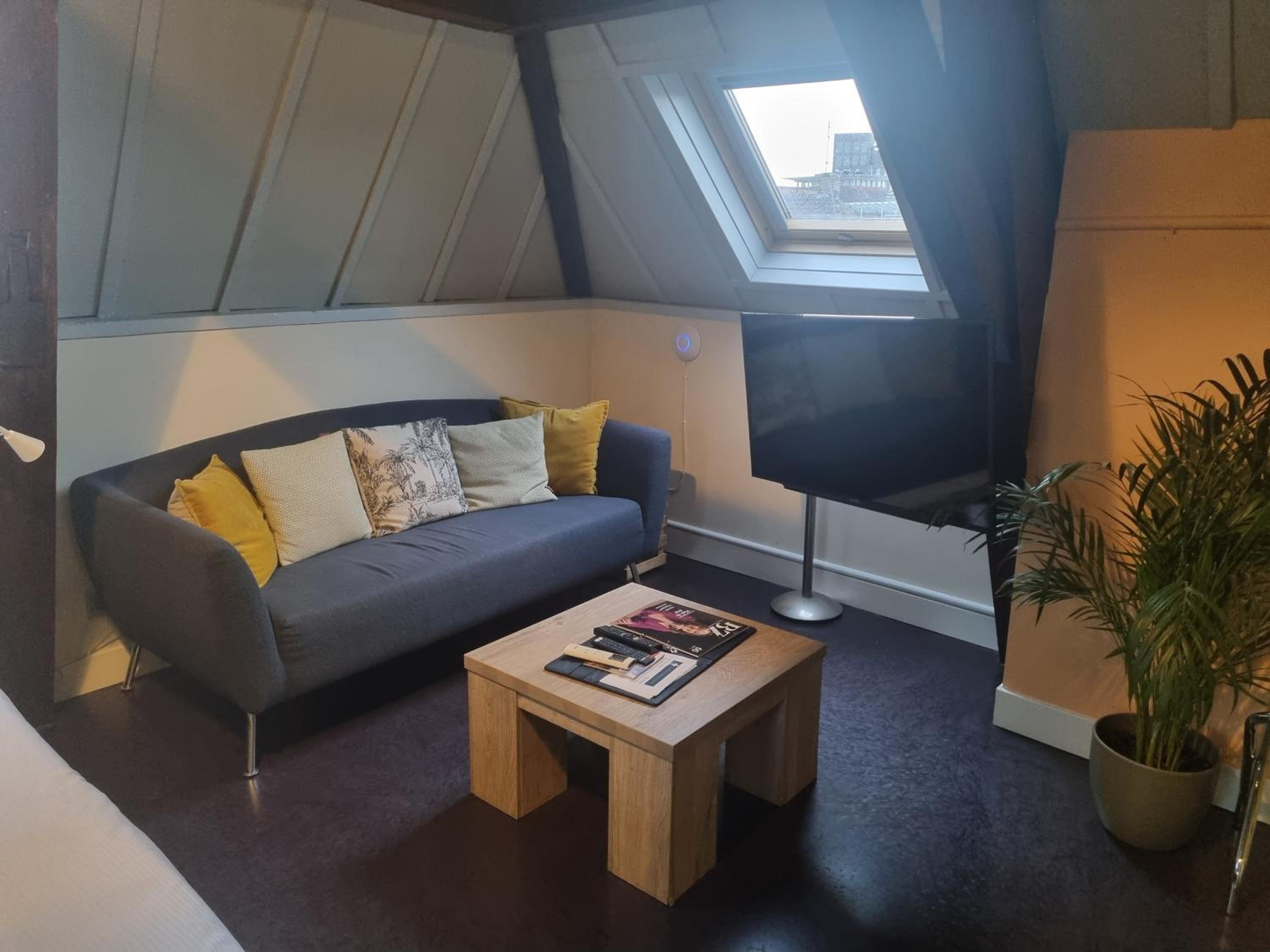 Deluxe Quadruple Room - Photo 1
