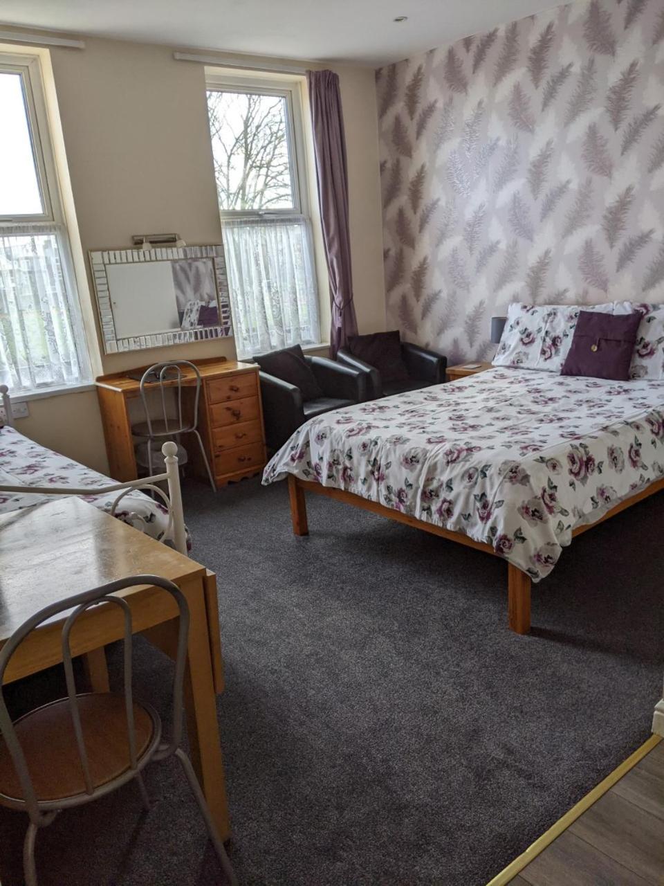 Family Room with Sea View photo 3