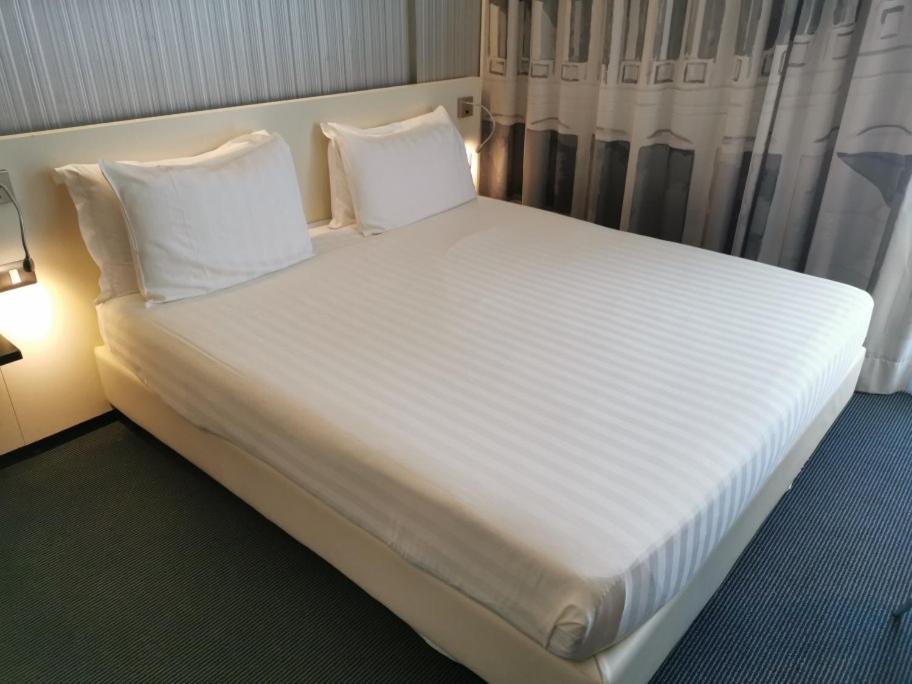 Double Room - Disability Access