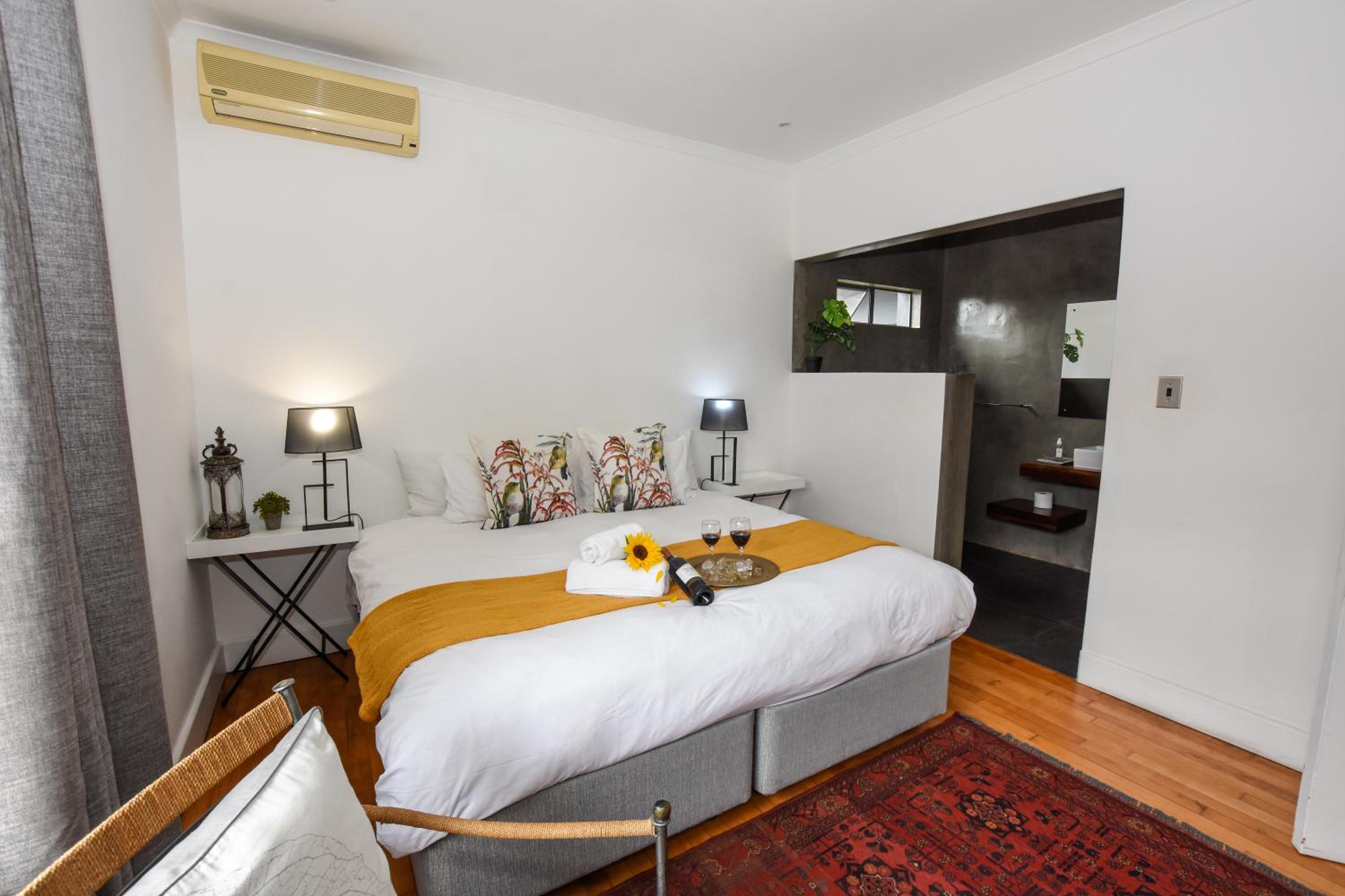 Twin Room - Photo 4