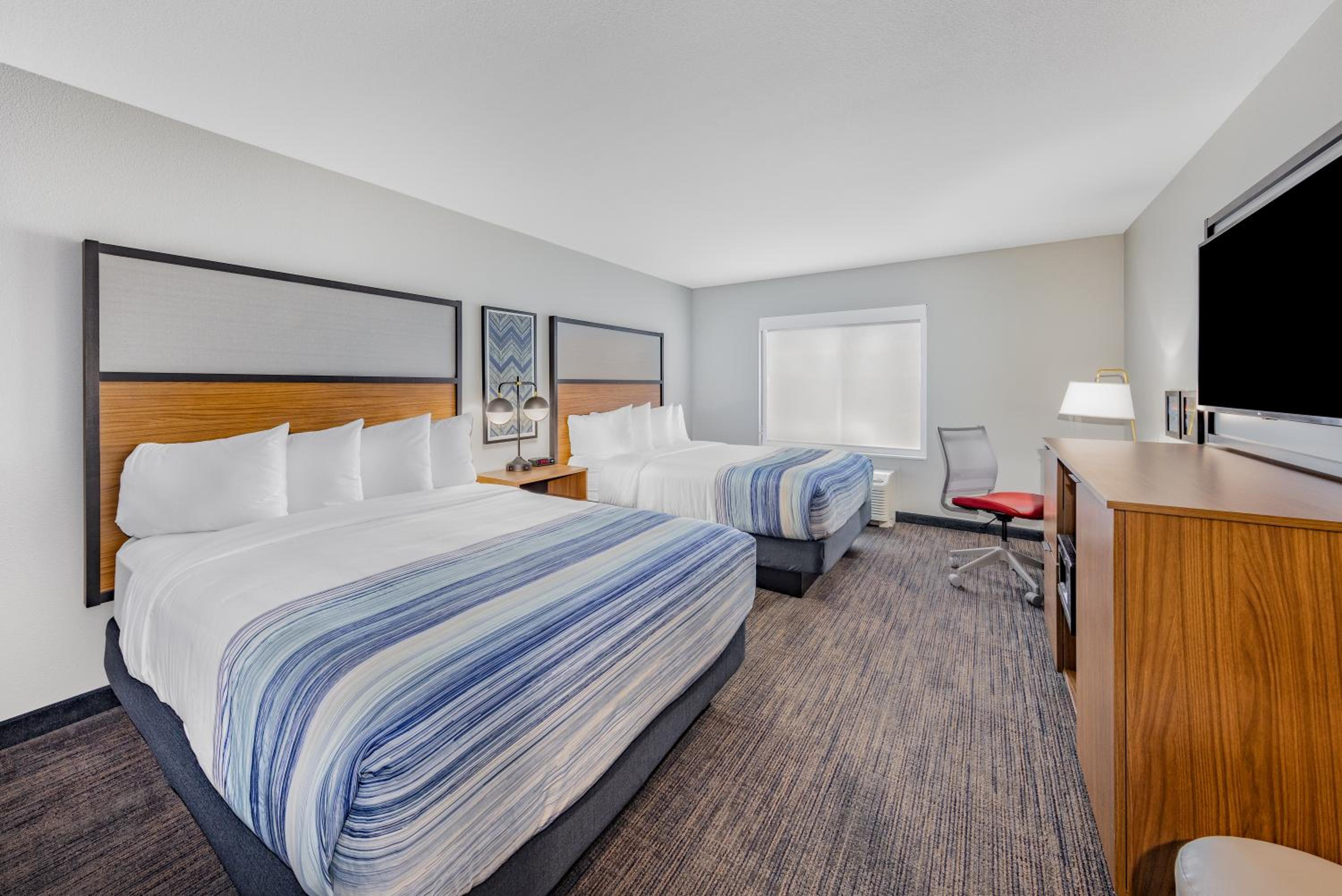 Queen Room with Two Queen Beds - Non-Smoking