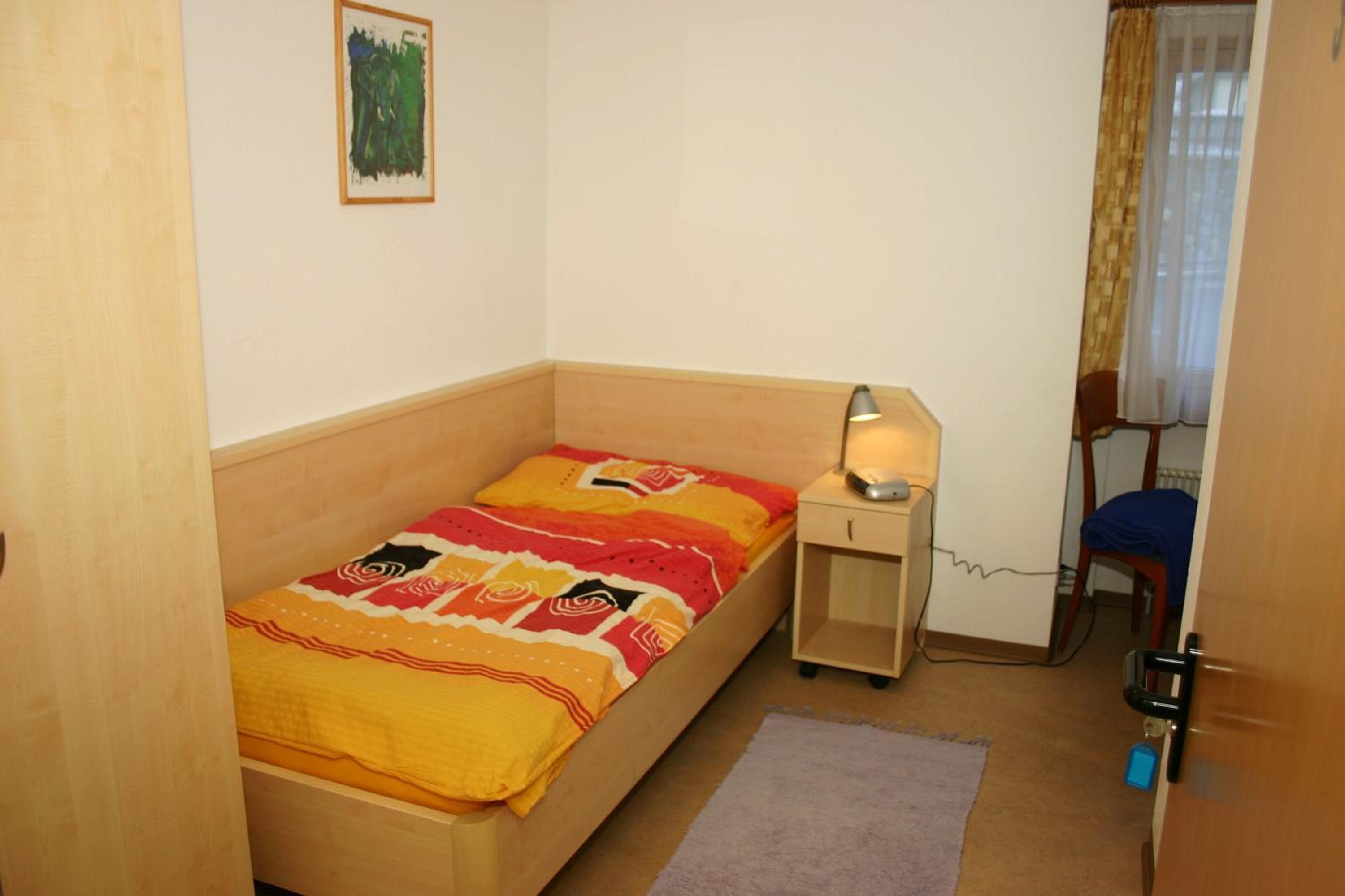 Single Room With Shared Bathroom photo 1