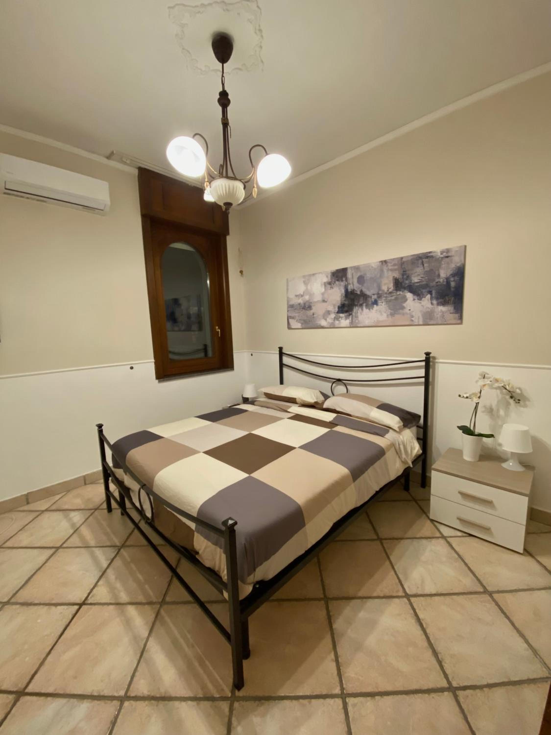 Deluxe King Room - Photo 1