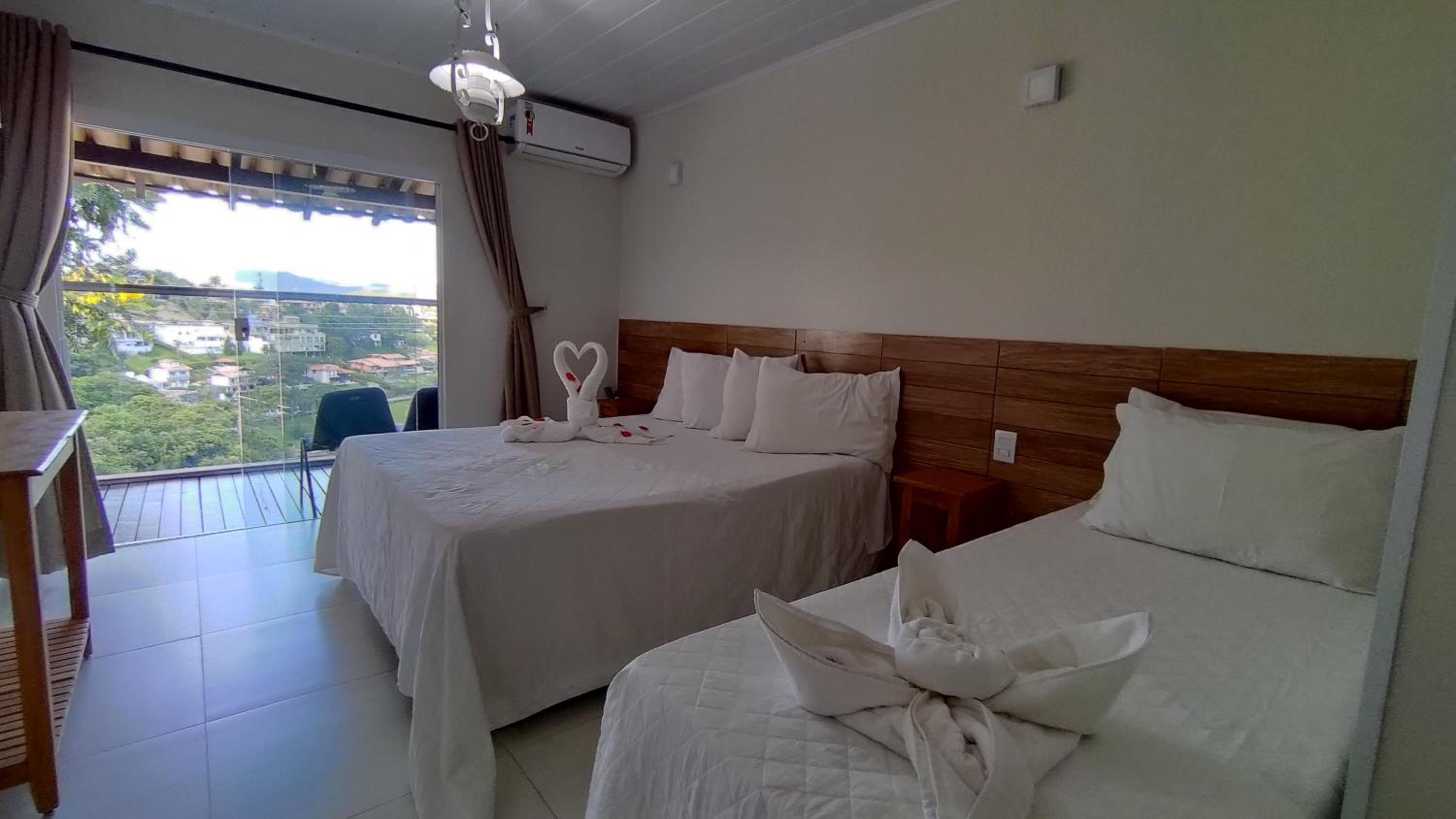 Deluxe Double Room with Balcony photo 1