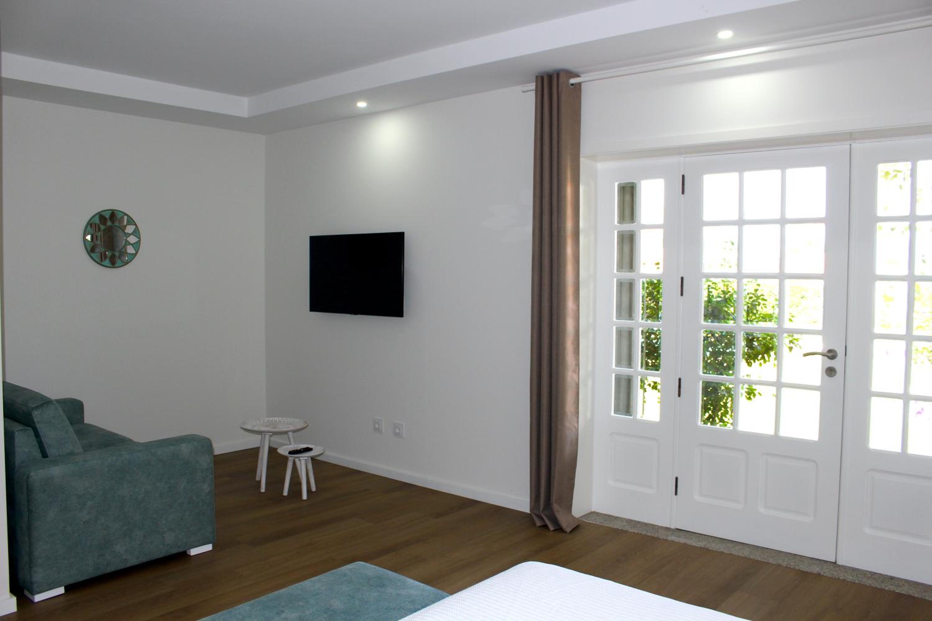 King Room with Pool View photo 3