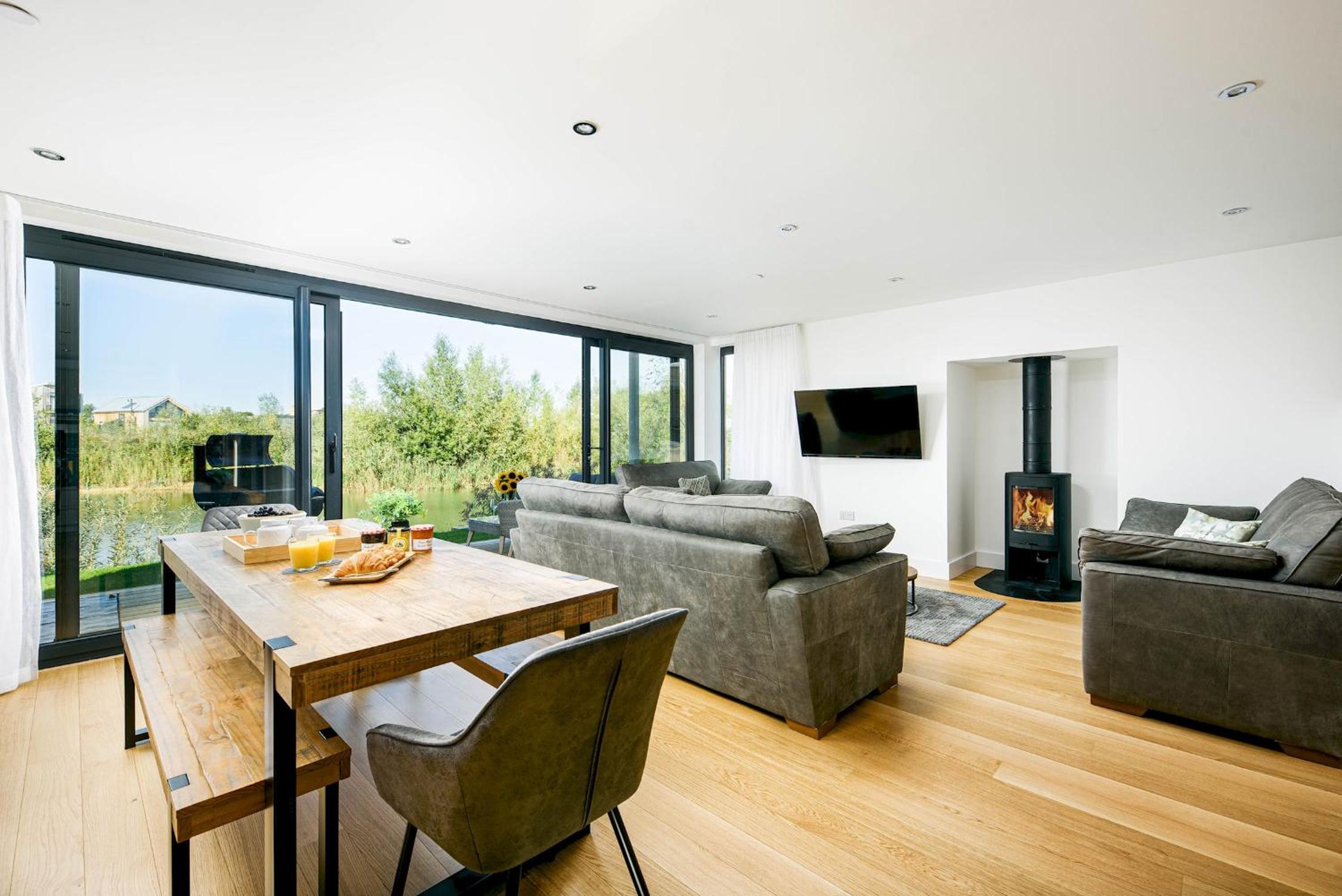 Four-Bedroom House photo 1