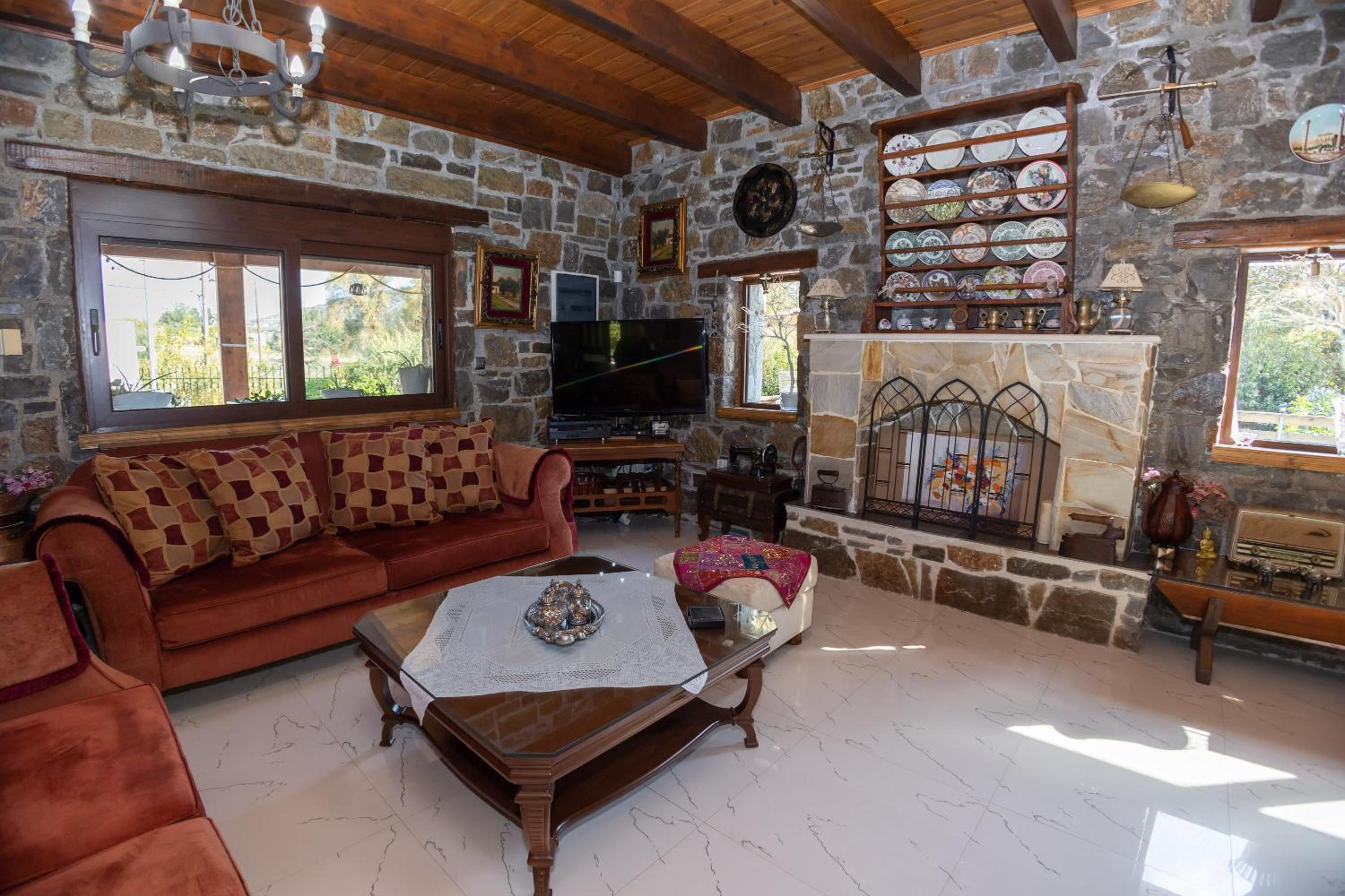 Three-Bedroom Villa photo 1
