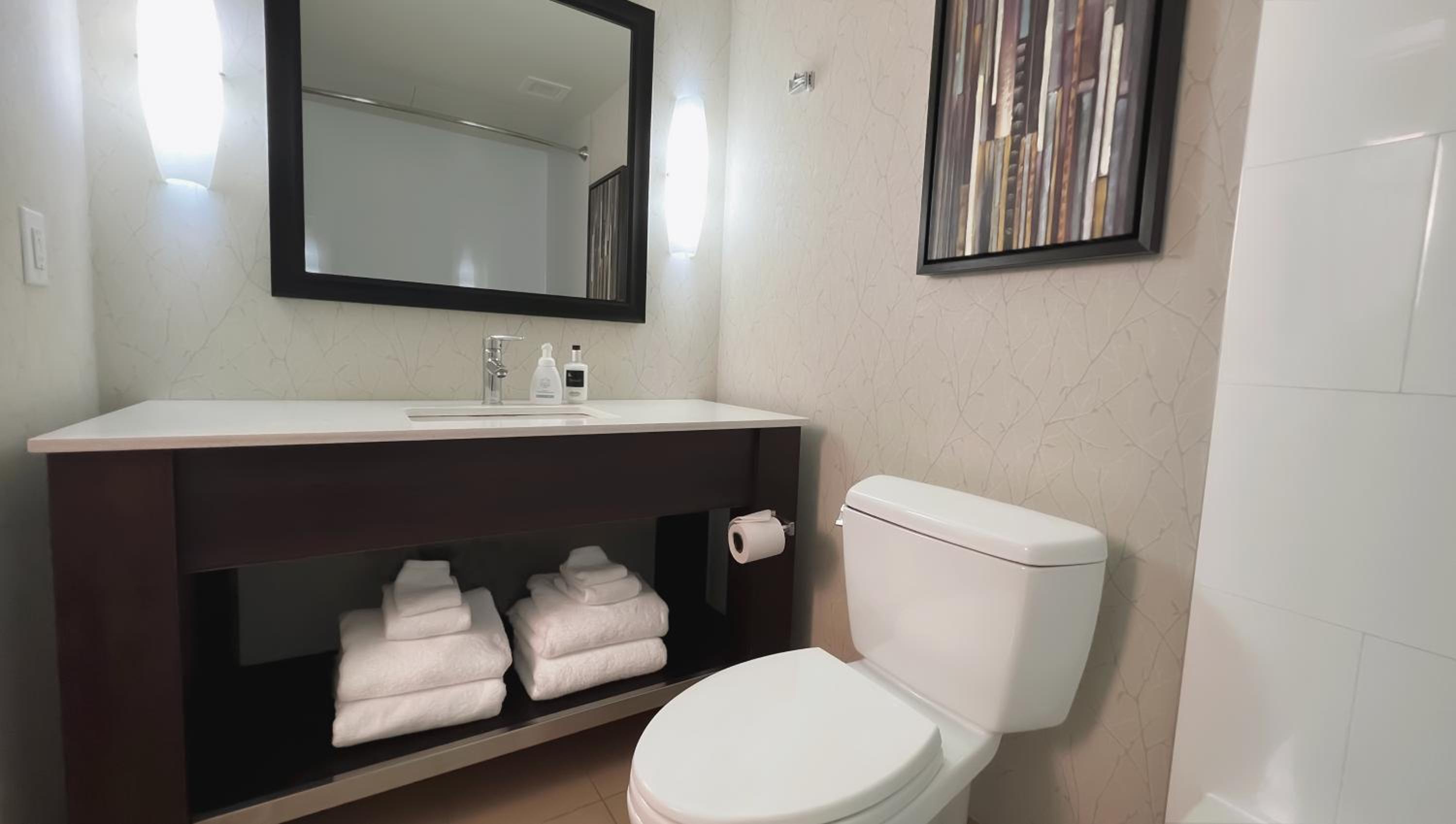 Coast Premium Room, One King Bed - Photo 3