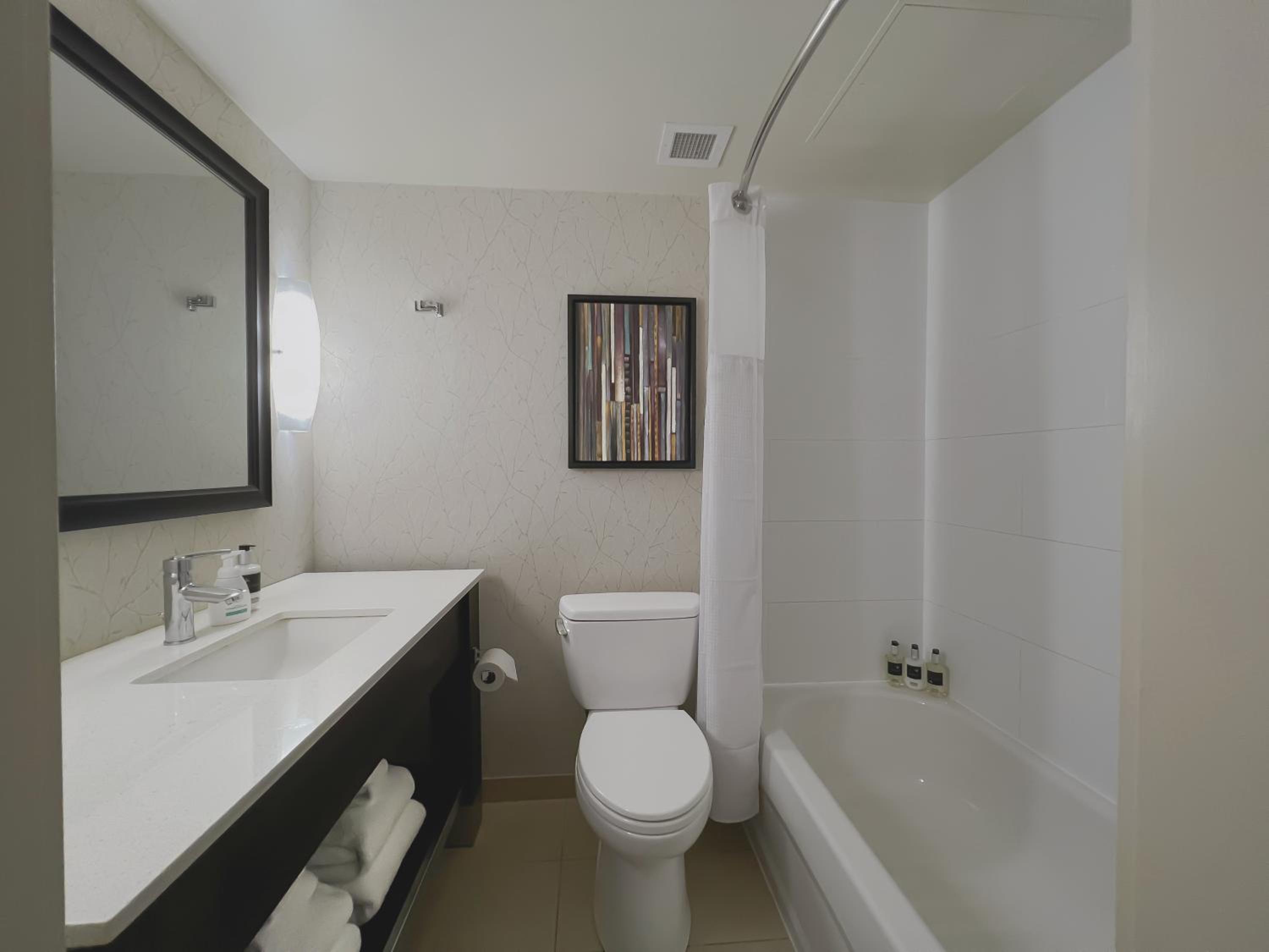 Coast Premium Room, One King Bed - Photo 2