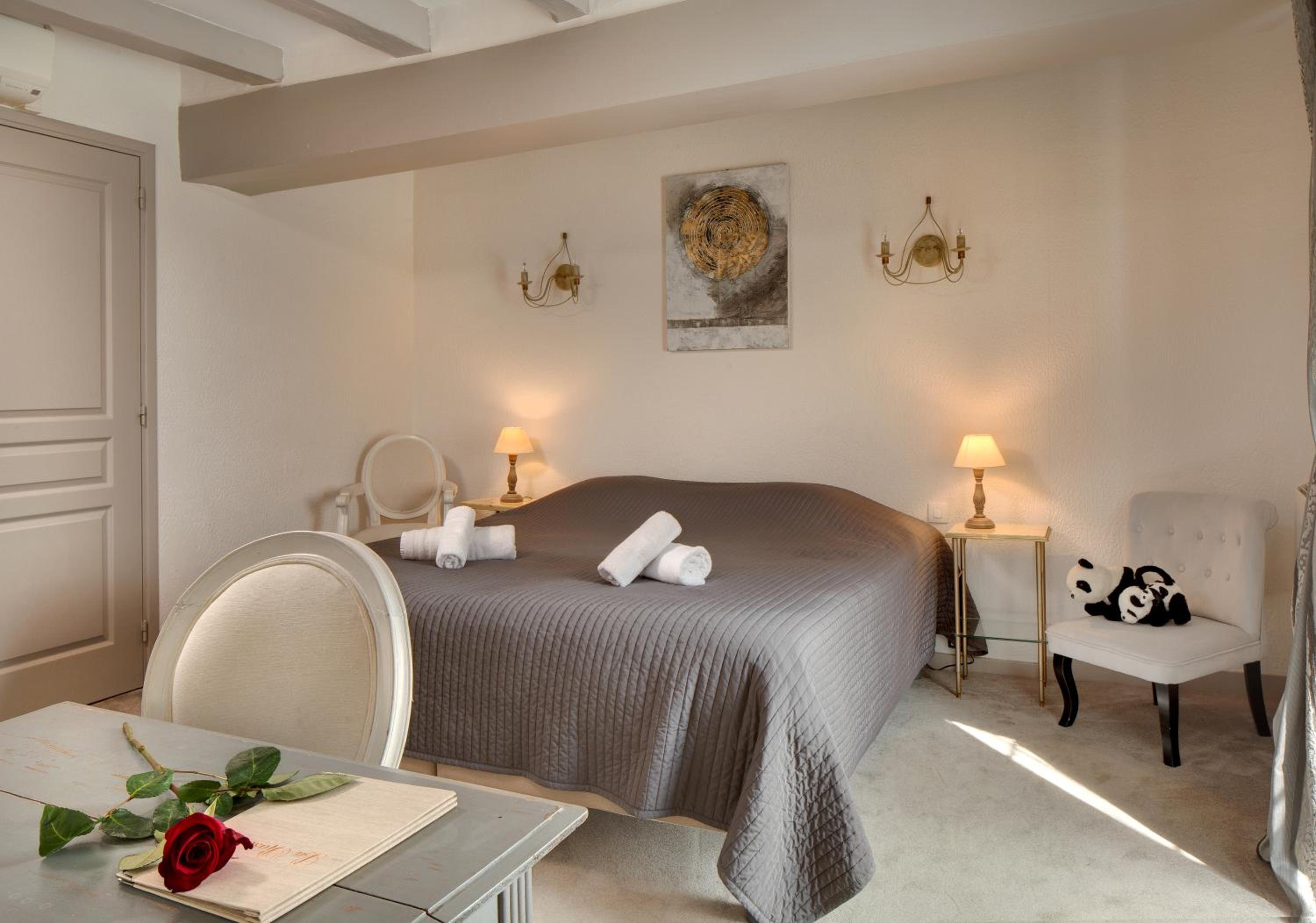 Double or Twin Room photo 2