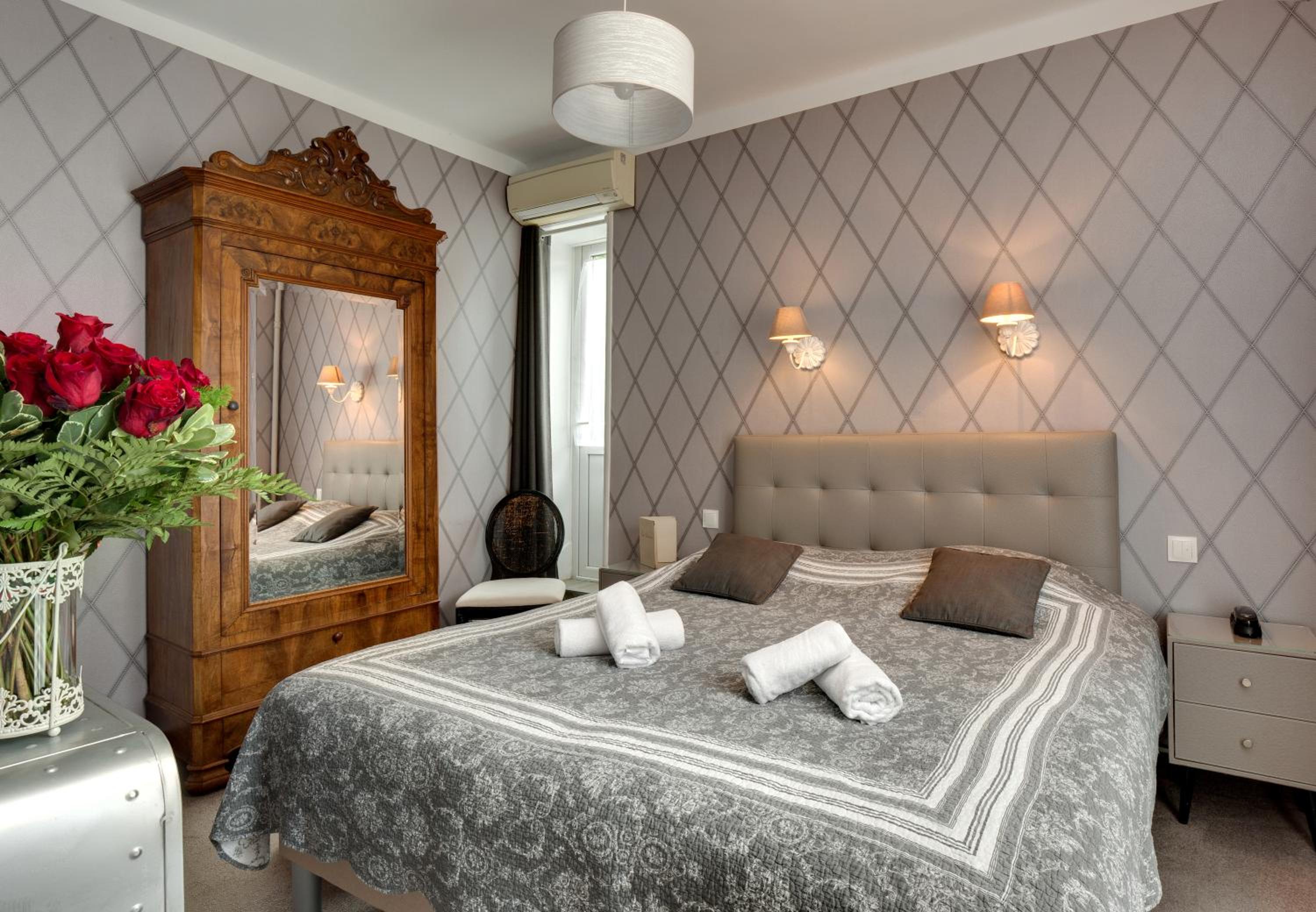 Double or Twin Room photo 3