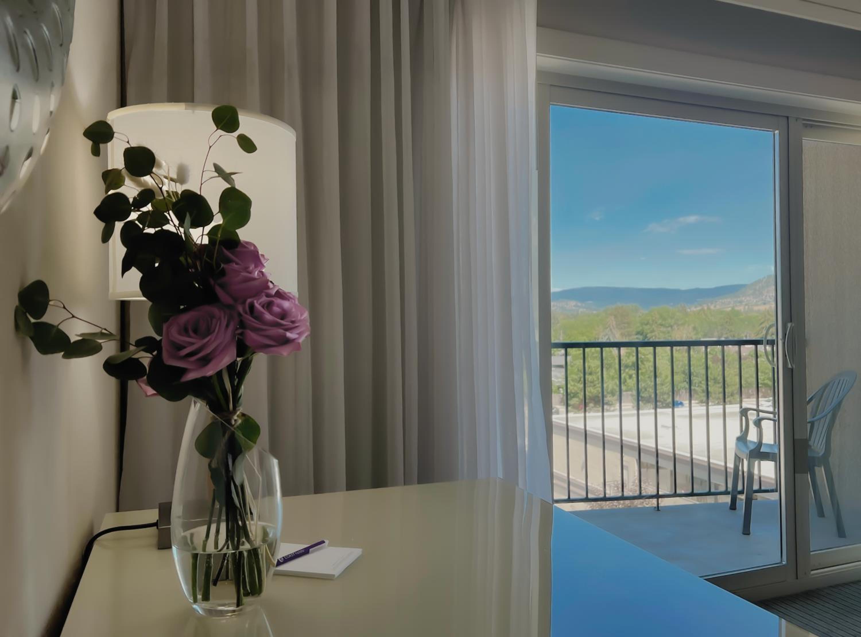 Coast Premium Room, Two Queen Beds - Photo 5