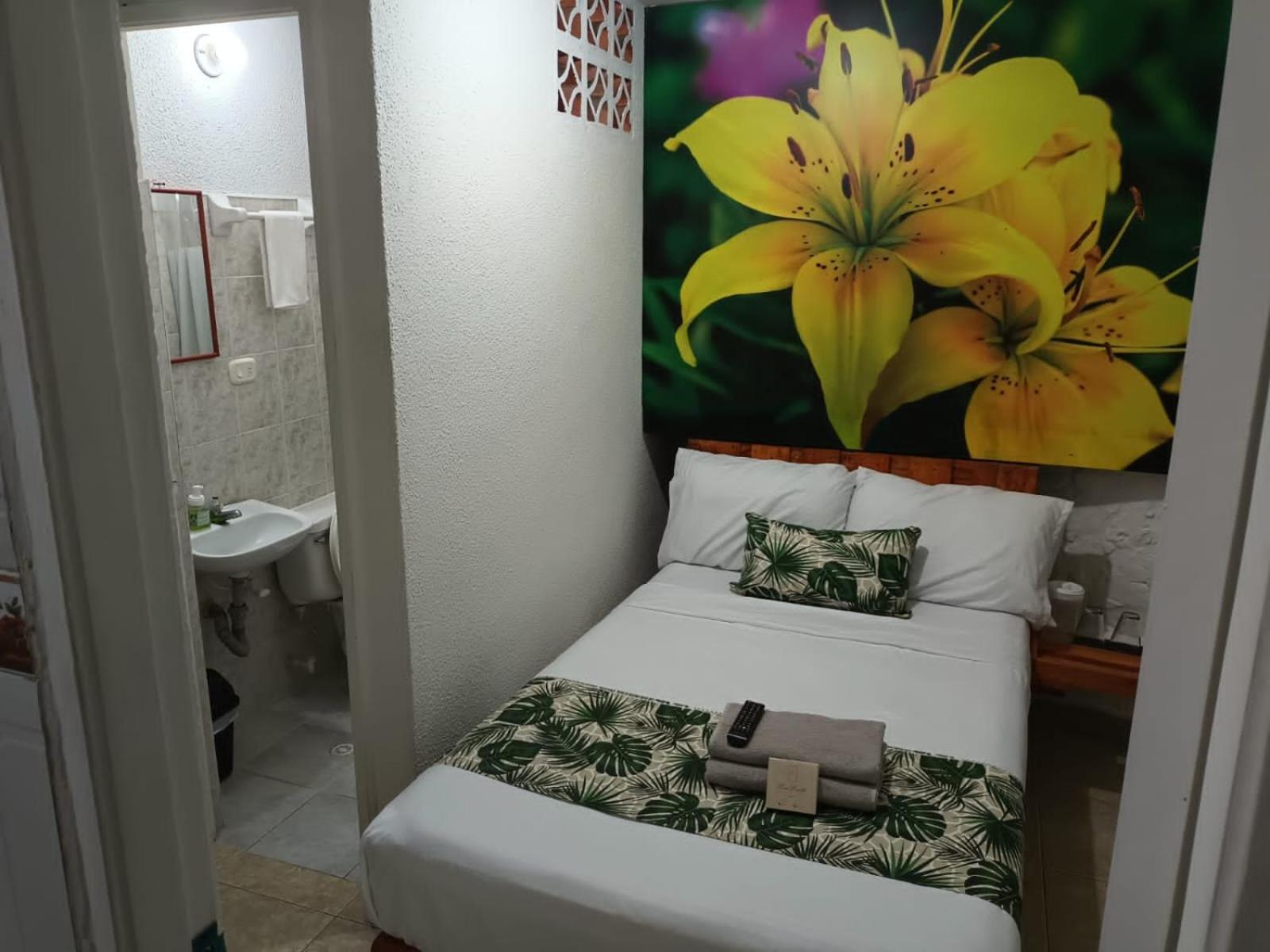 Double Room with Private Bathroom photo 3
