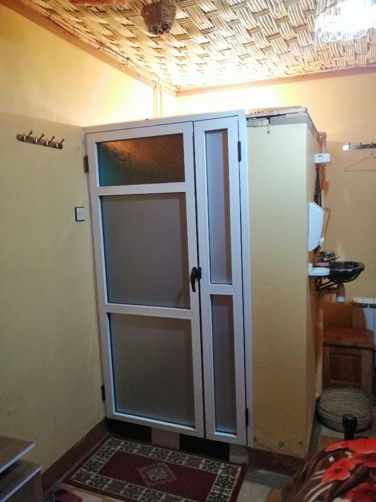 Double Room - Photo 4