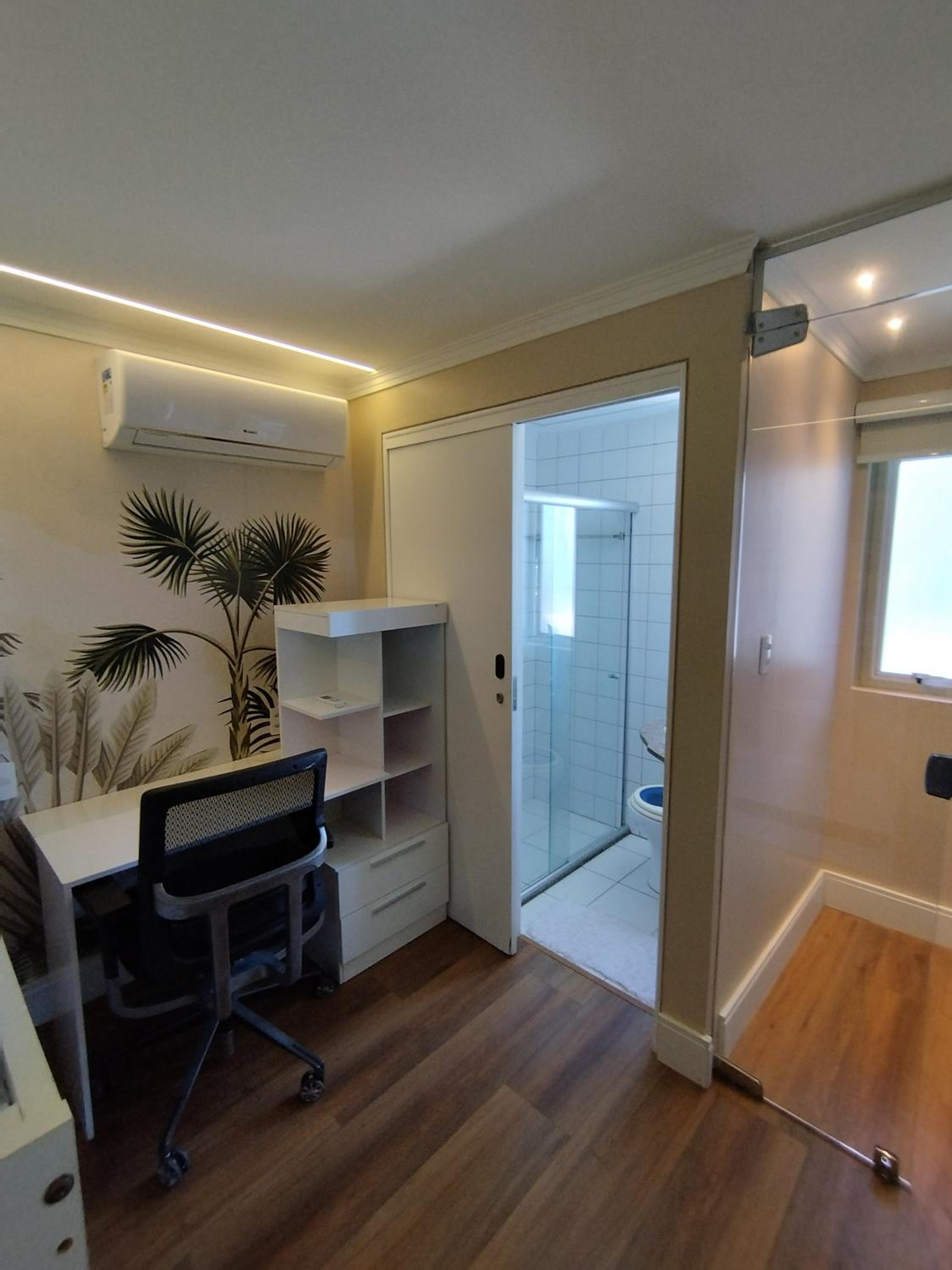 Apartment with Sea View - Photo 14