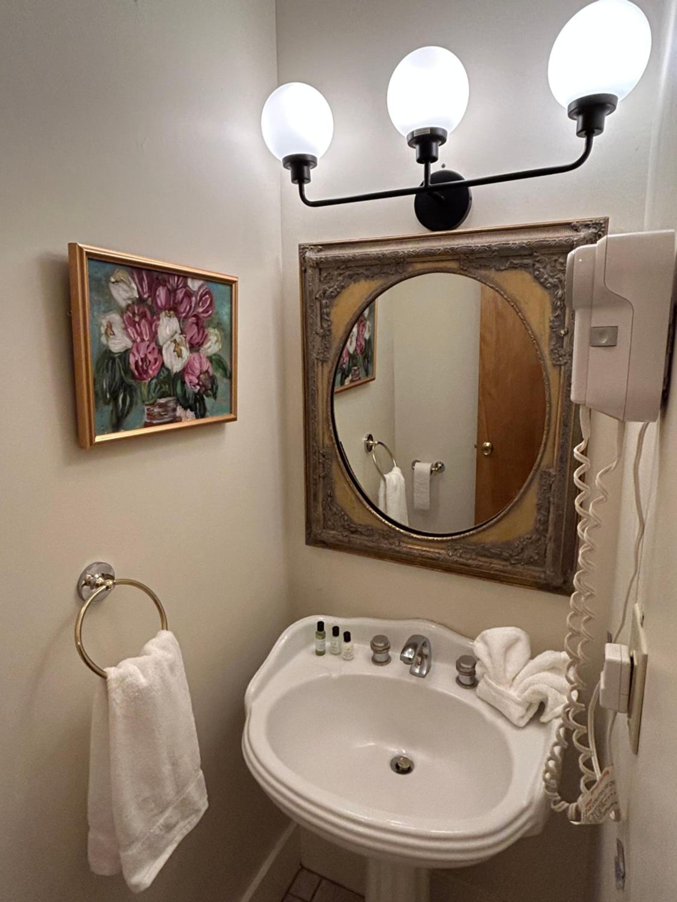 Deluxe Double Room with Extra Bed photo 3