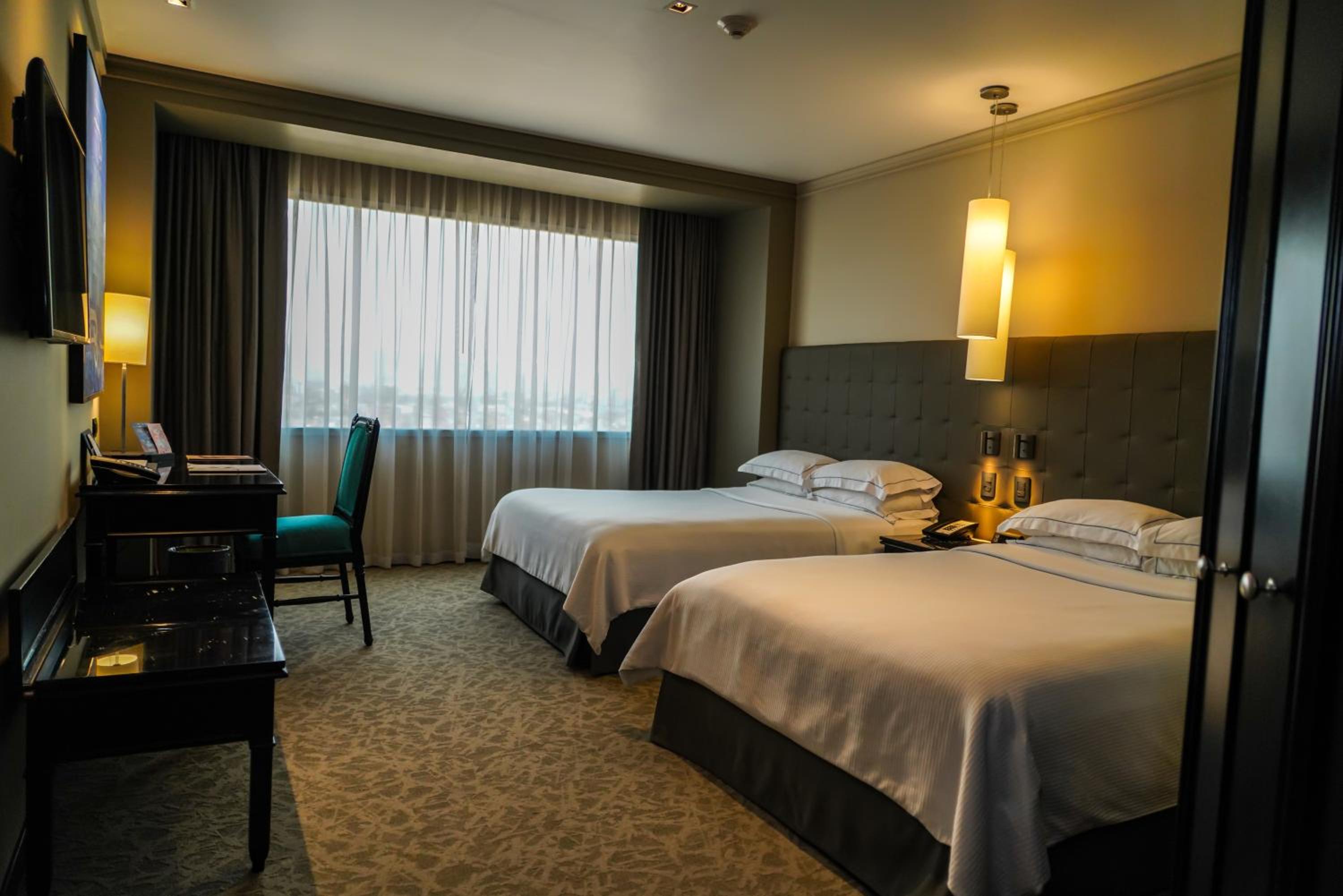 Standard Triple Room thumbnail 5