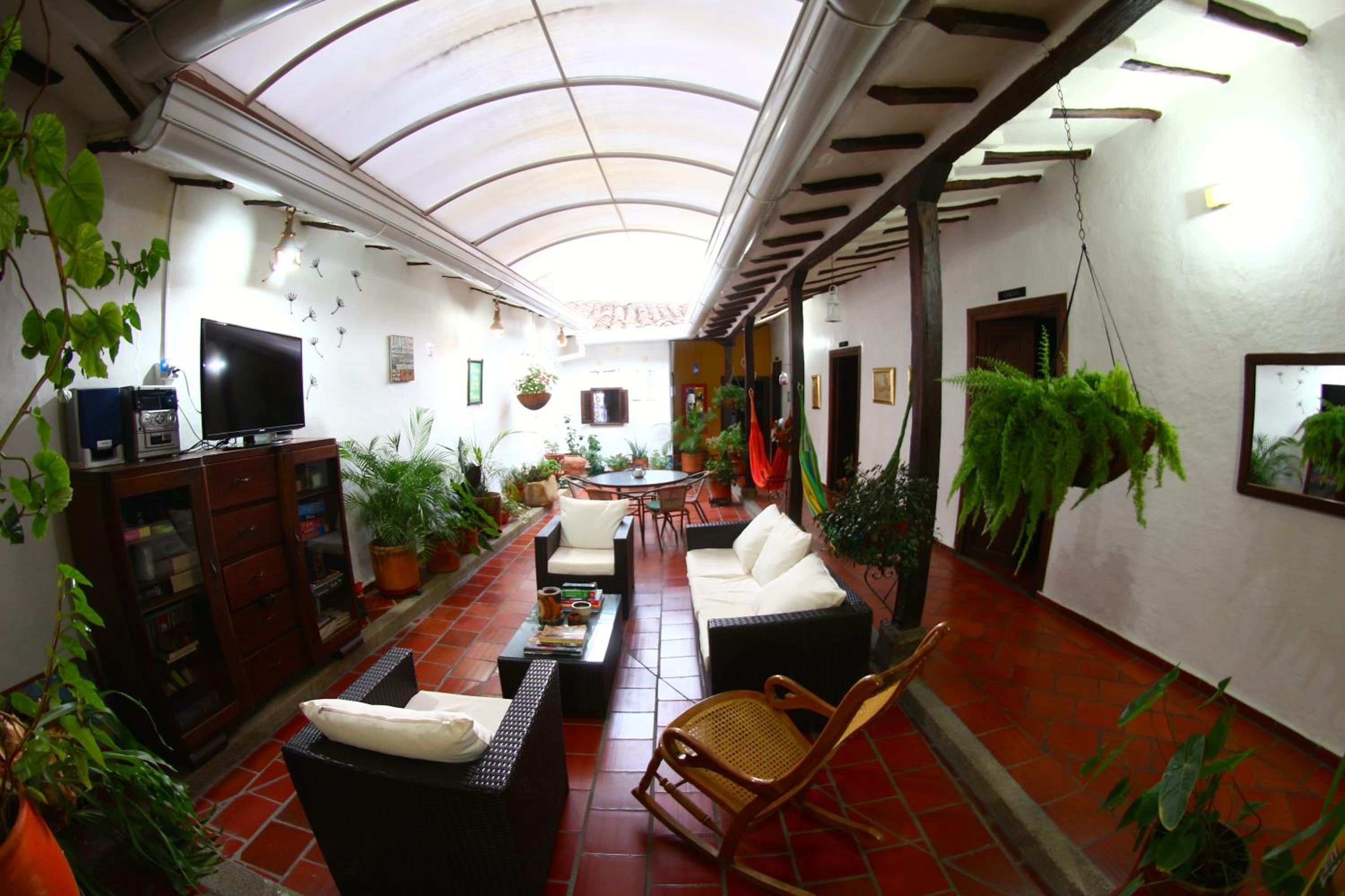 Double Room with Shared Bathroom photo 3