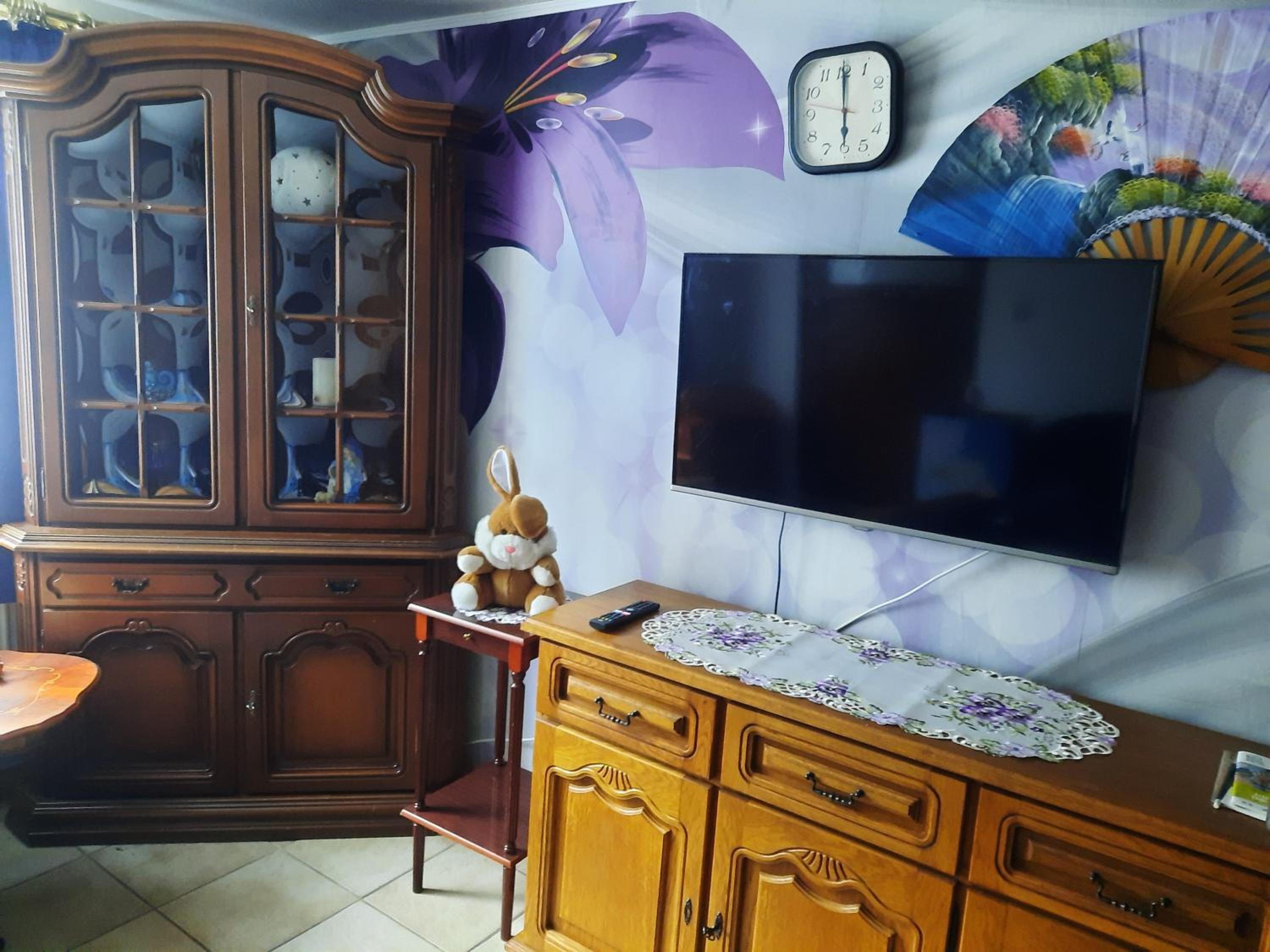 One-Bedroom Apartment - Photo 9