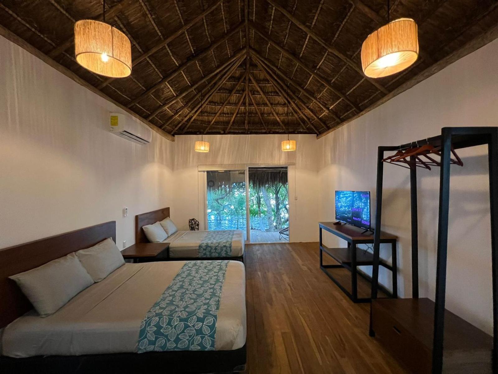 Bungalow Fronte Acqua 