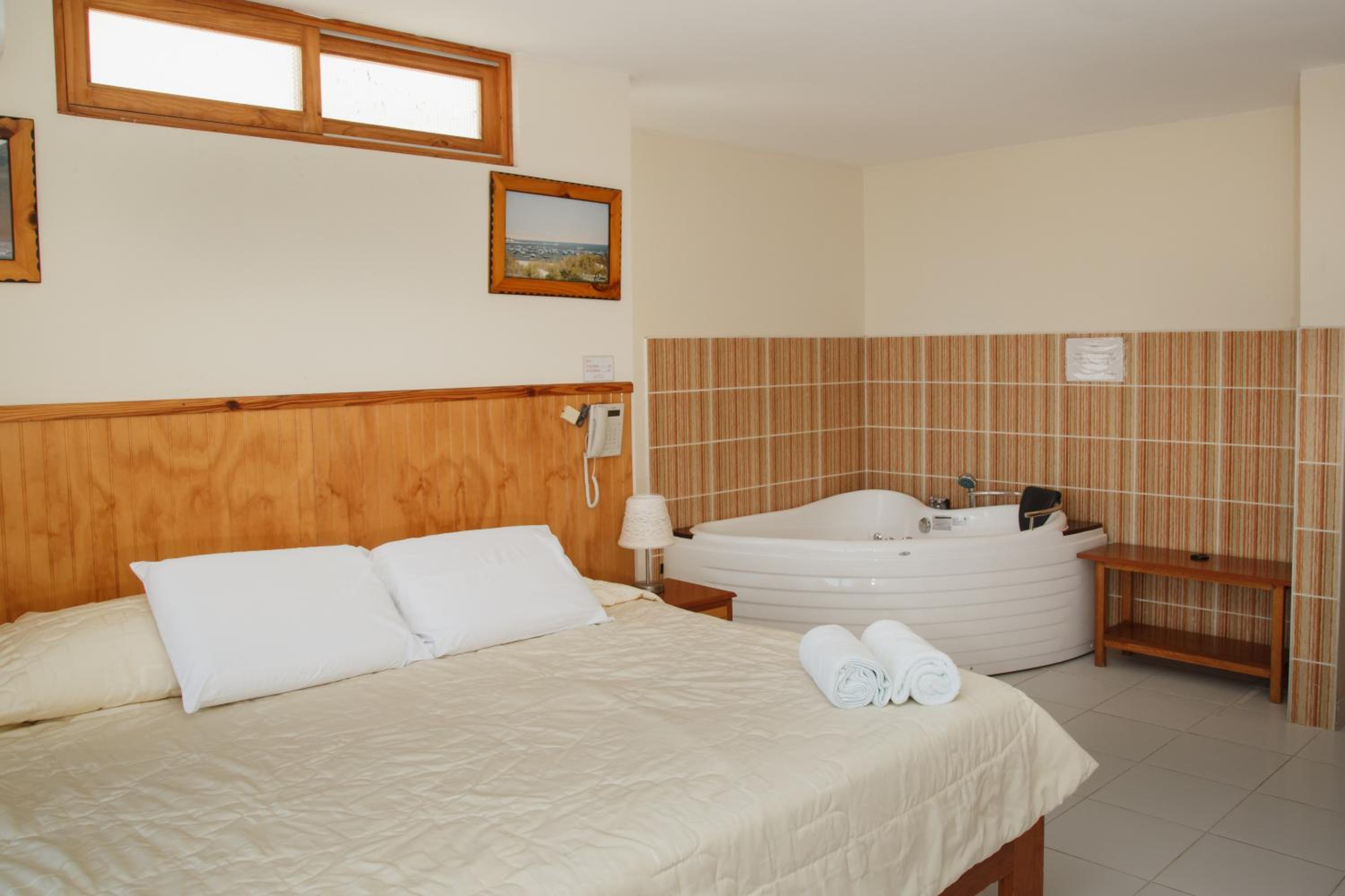 Double Room with Spa Bath