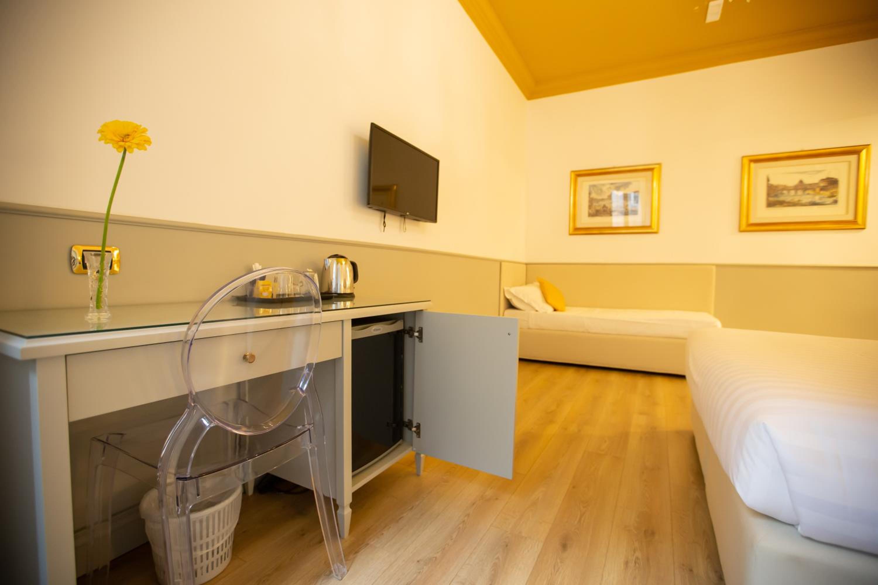 Triple Room