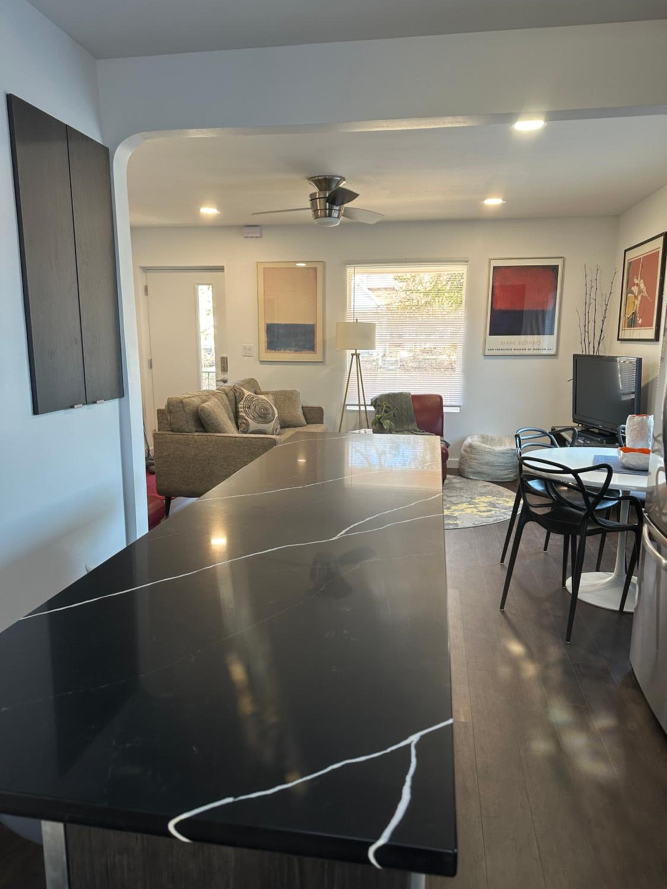 Three-Bedroom House photo 3