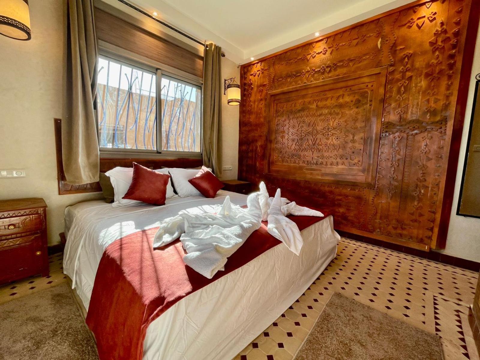 Double Room with Terrace - Photo 2