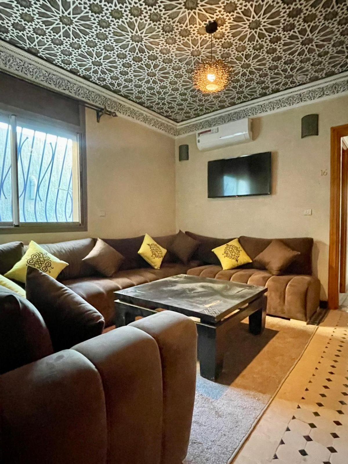Deluxe Double Room - Photo 12