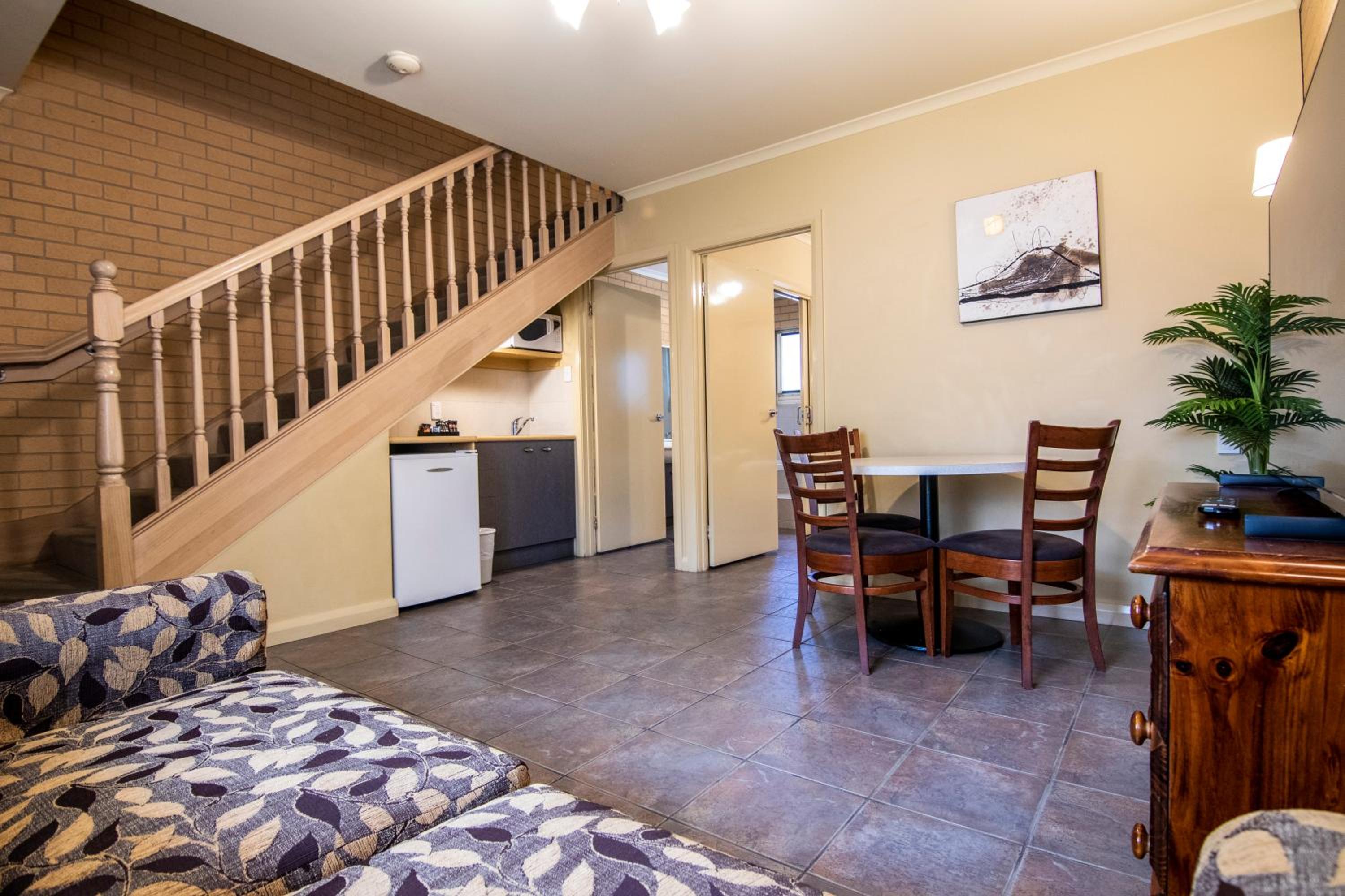 Two-Bedroom Apartment with Spa Bath