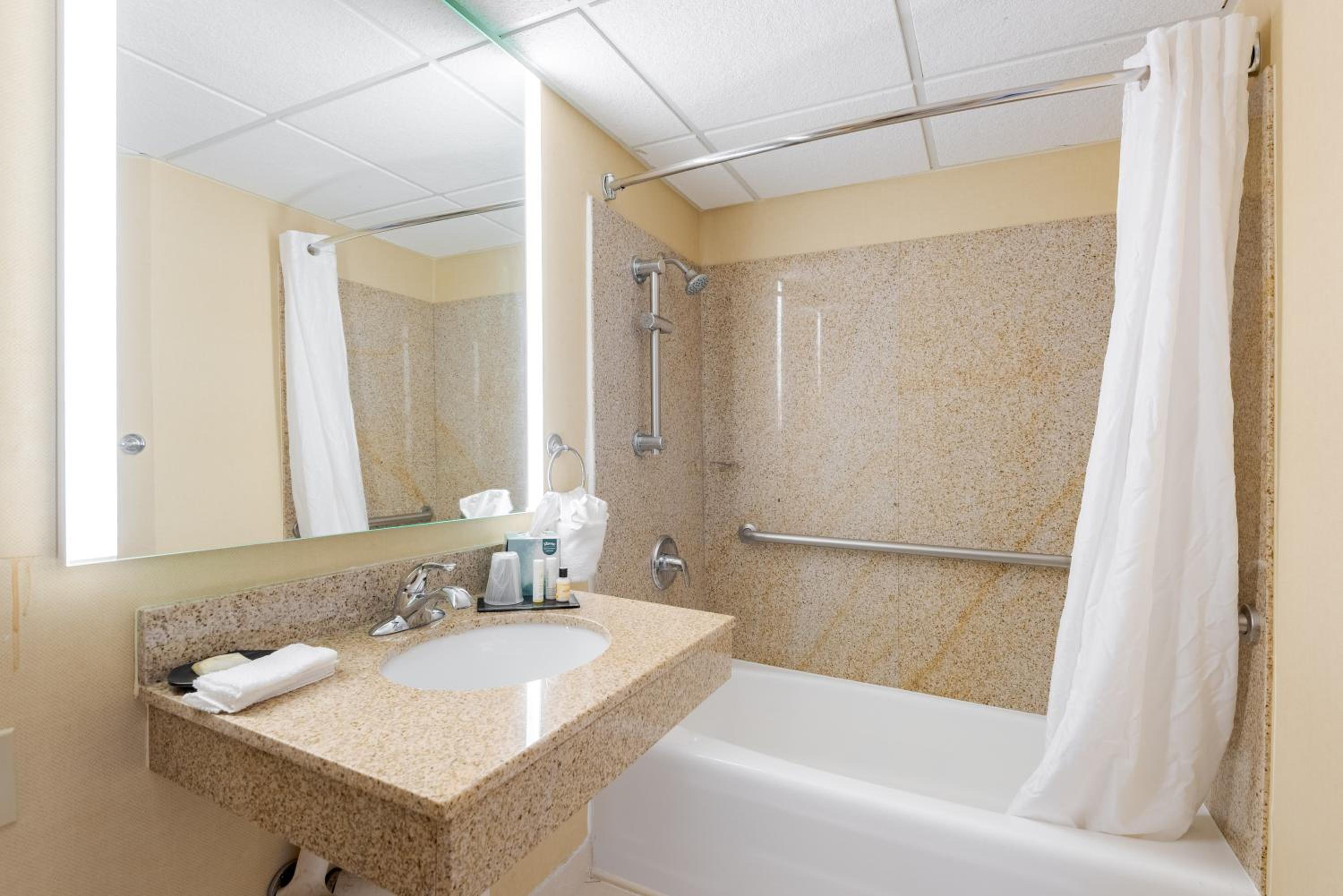 Wyndham Omaha Hotel - West Dodge, Zdjęcie 12