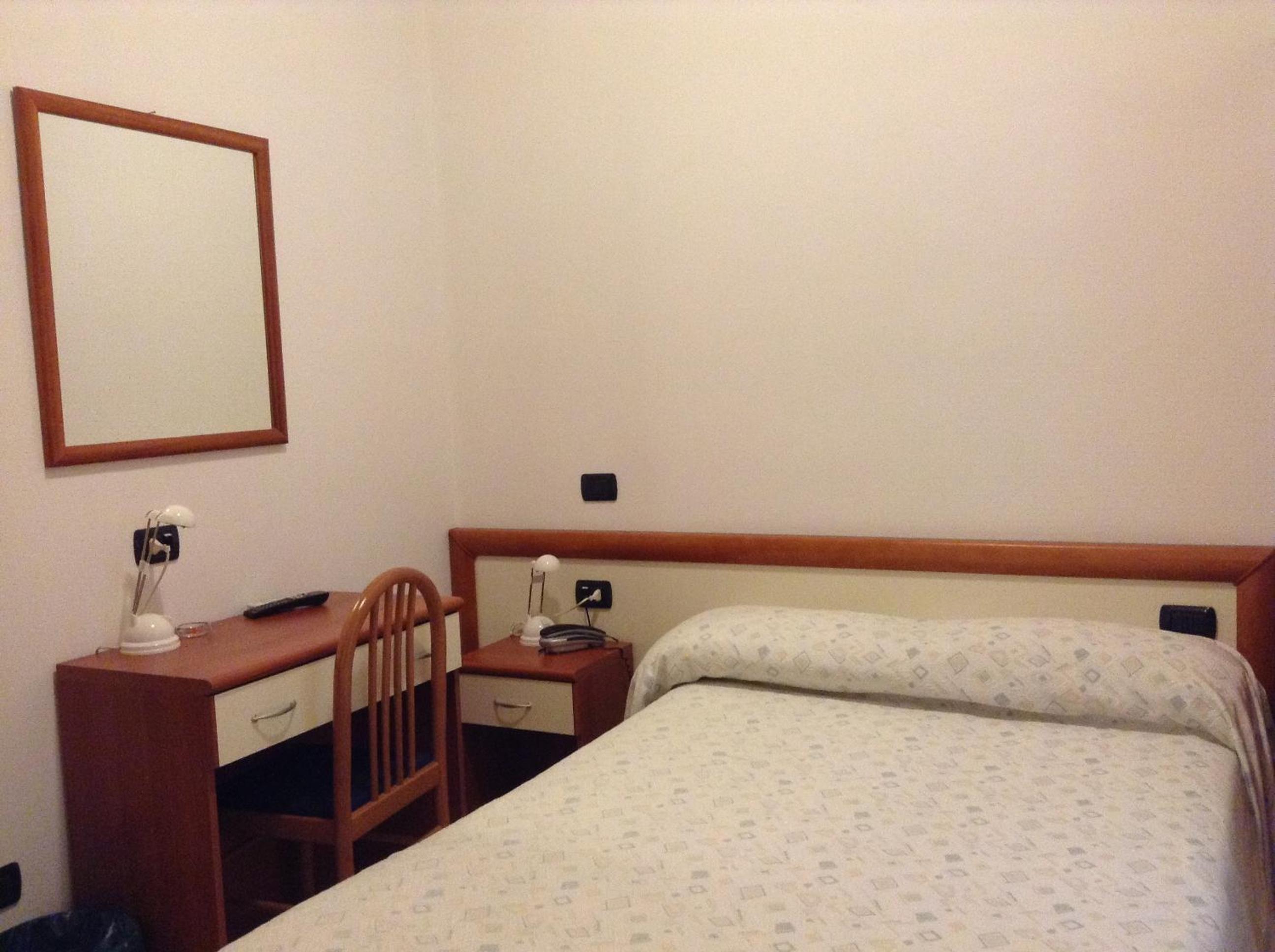 Single Room photo 1