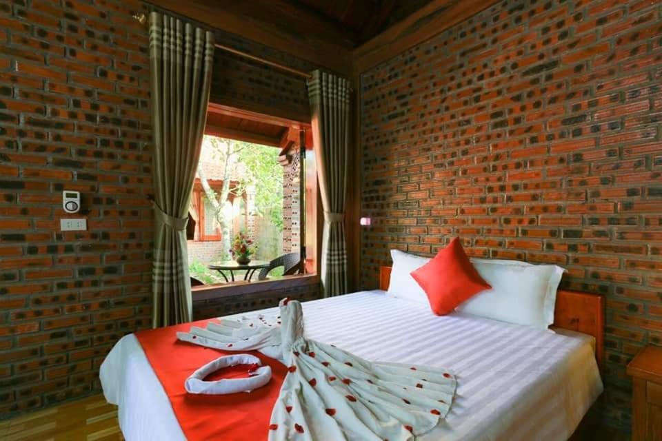Bungalow With Garden View - Photo 18