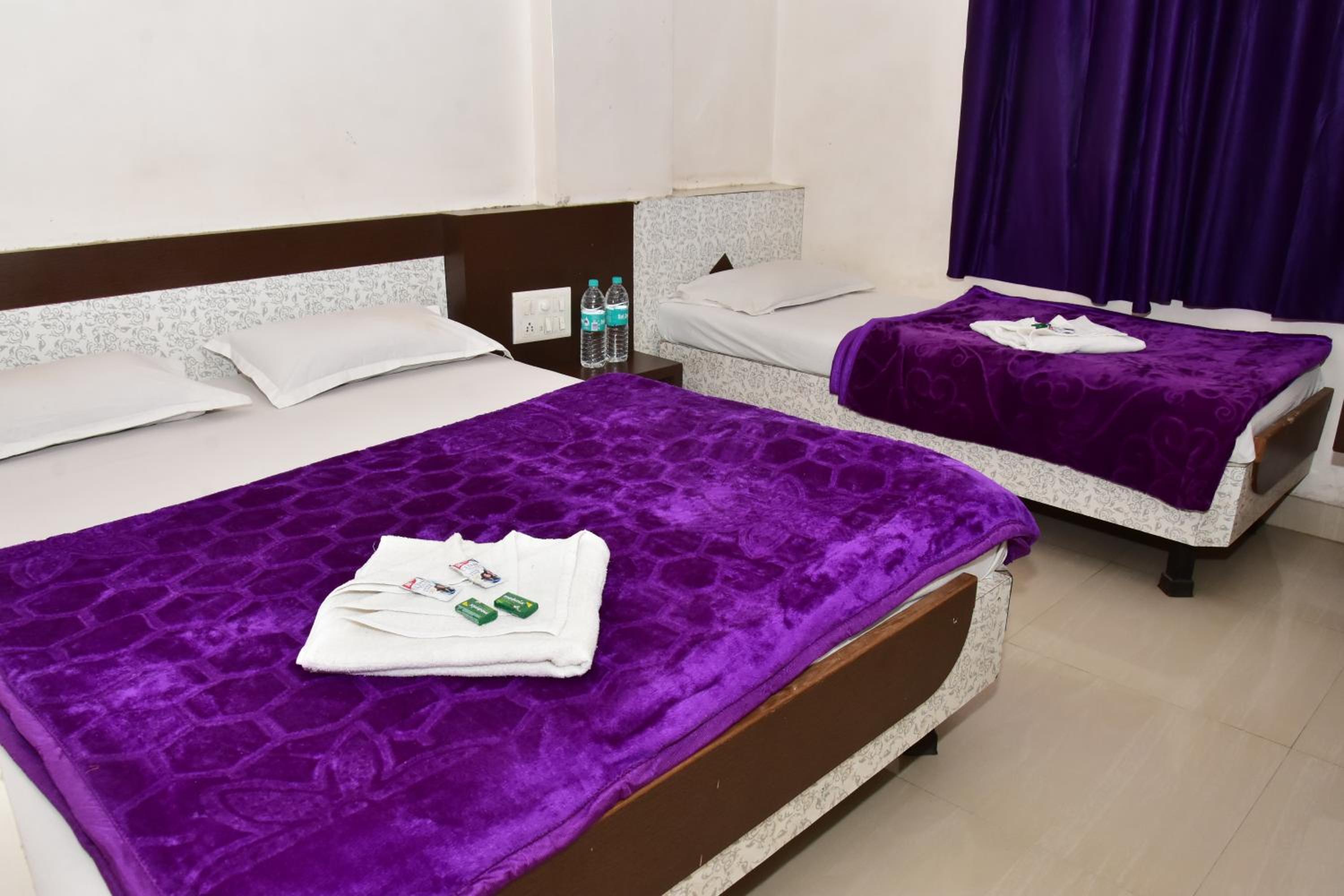 Standard Room NON AC with Triple Bed photo 1