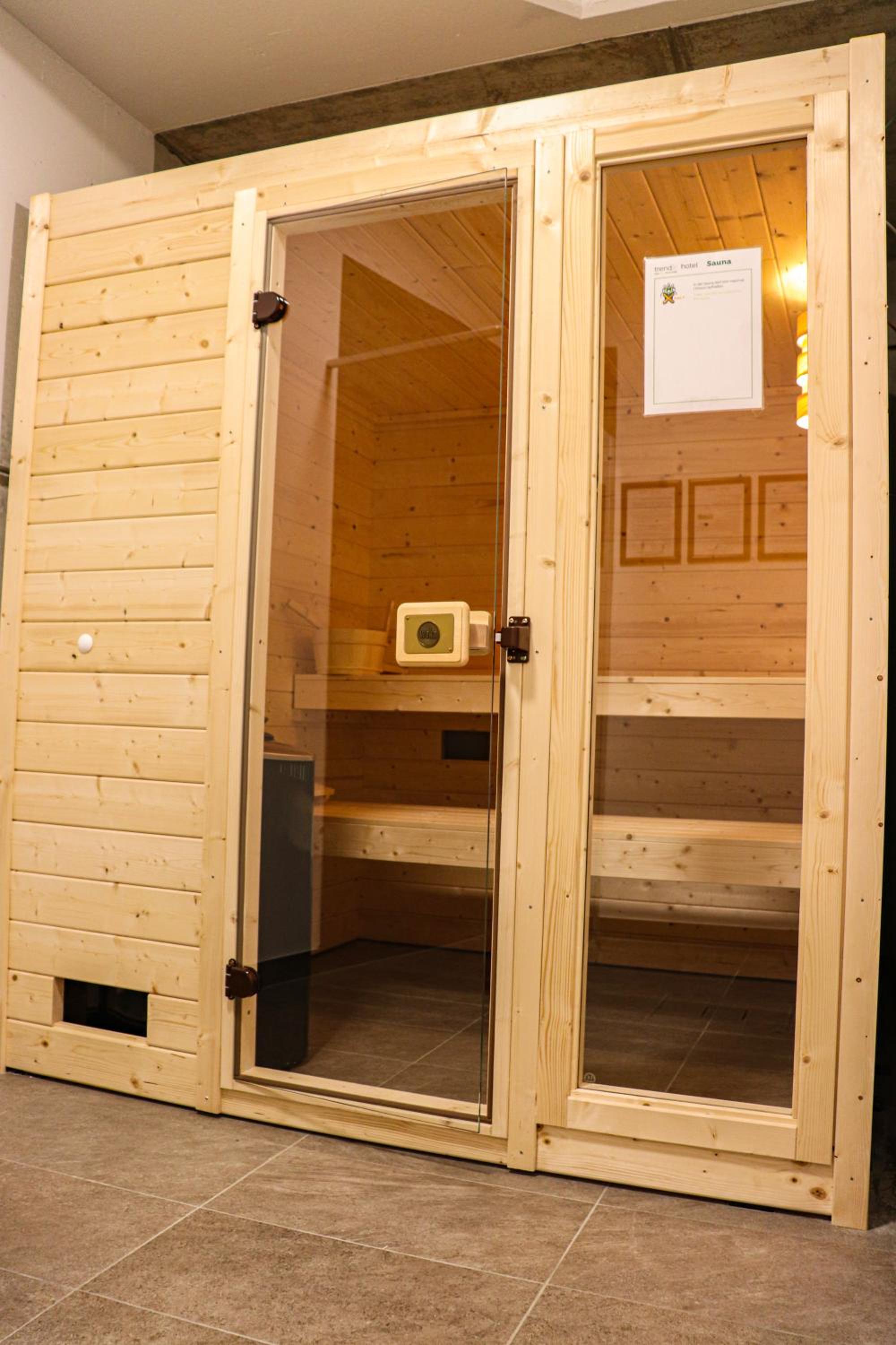 Double Room - Photo 11