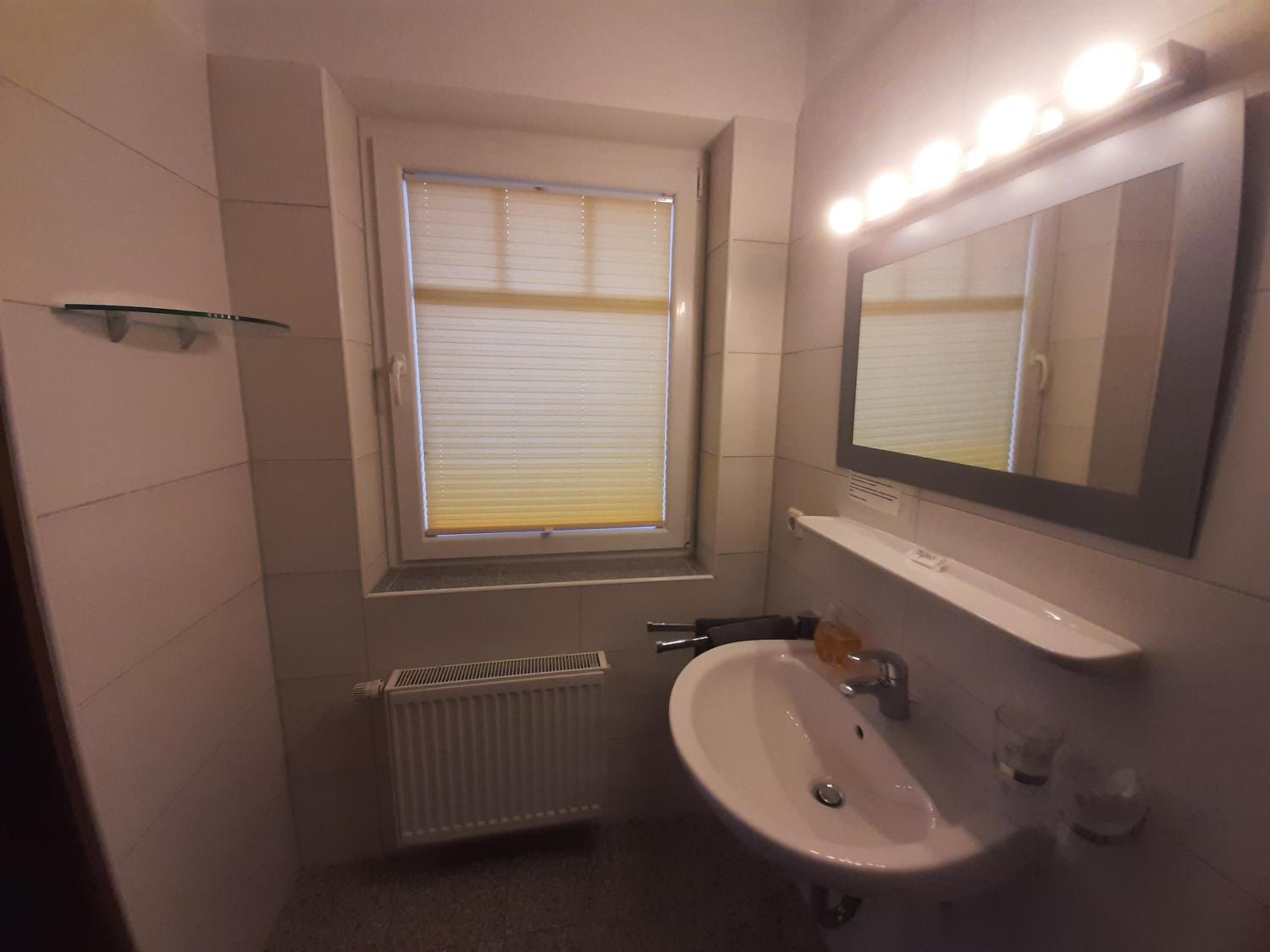 Double Room with Balcony photo 3