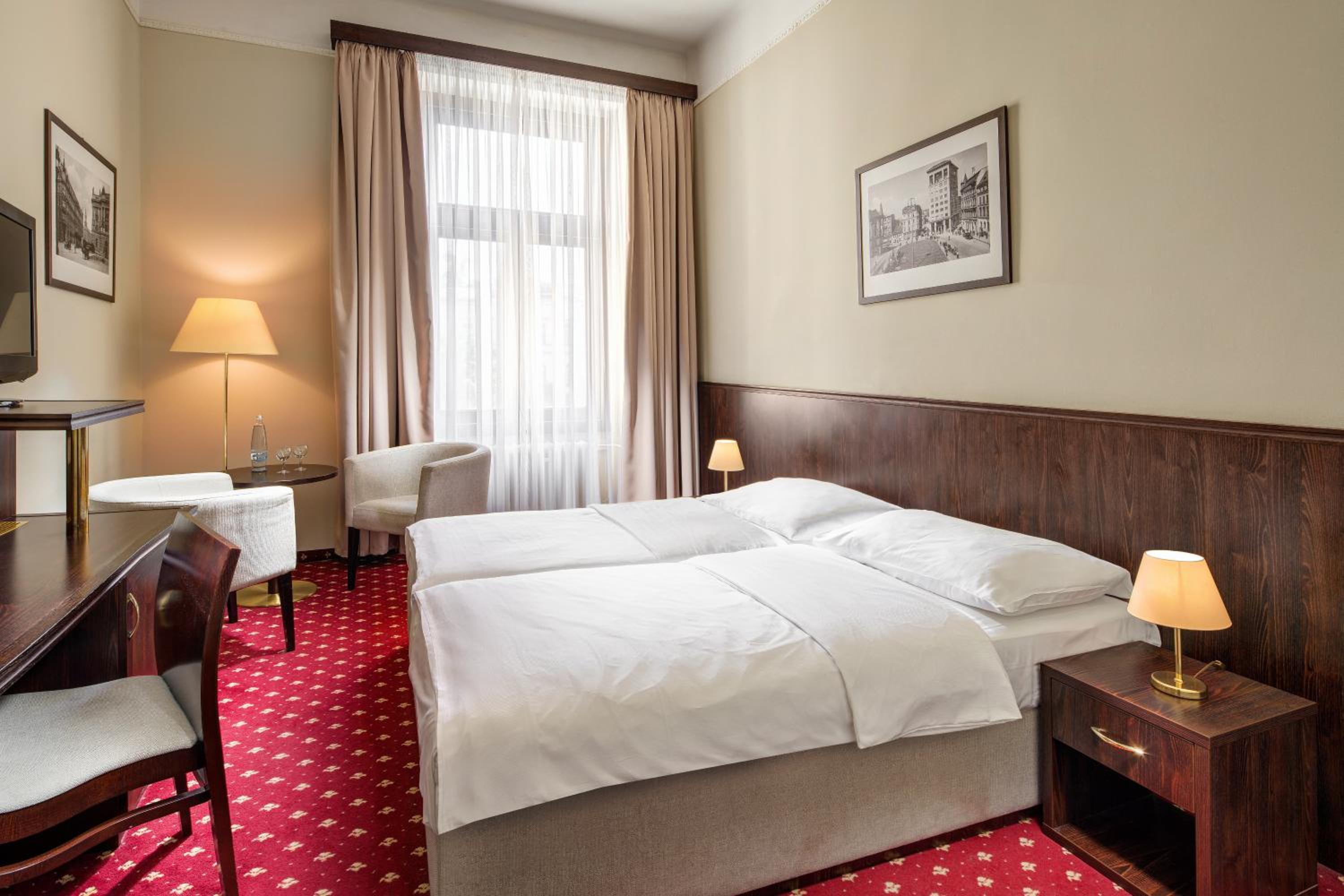 Superior Double or Twin Room - Photo 1