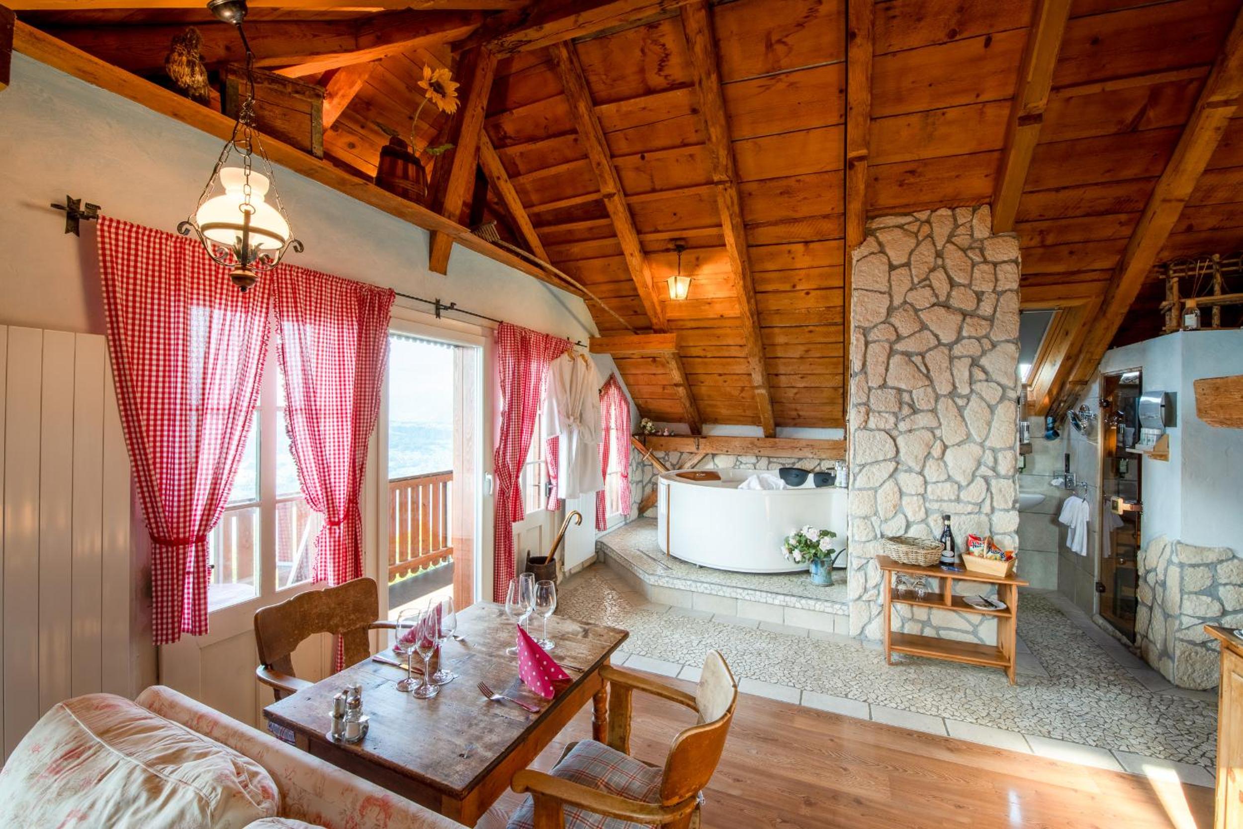 Chalet Alpenglut Suite with Spa Bath - Photo 4