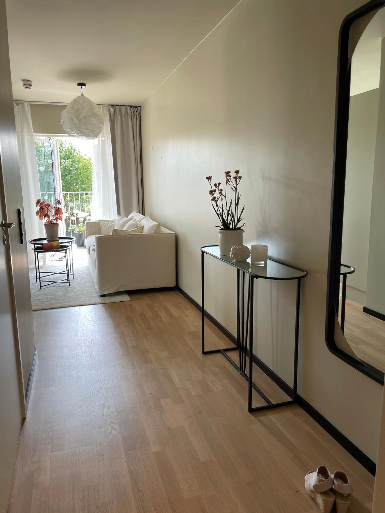 One-Bedroom Family Apartment