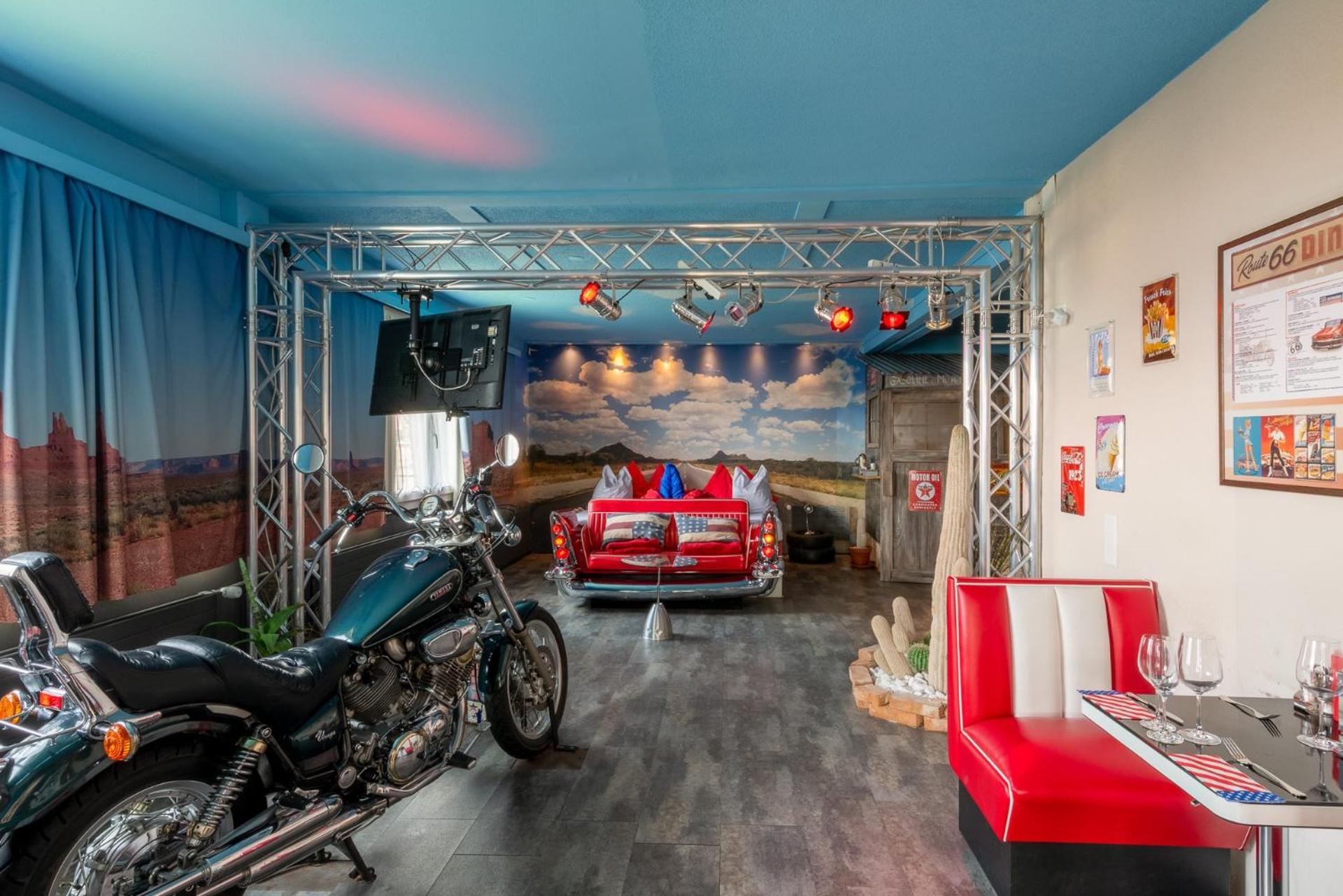 Route 66 Suite with Spa Bath - Photo 6