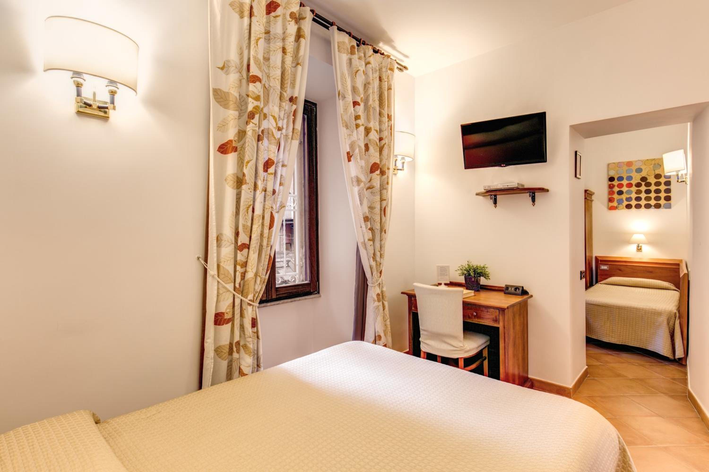 Double Room photo 3