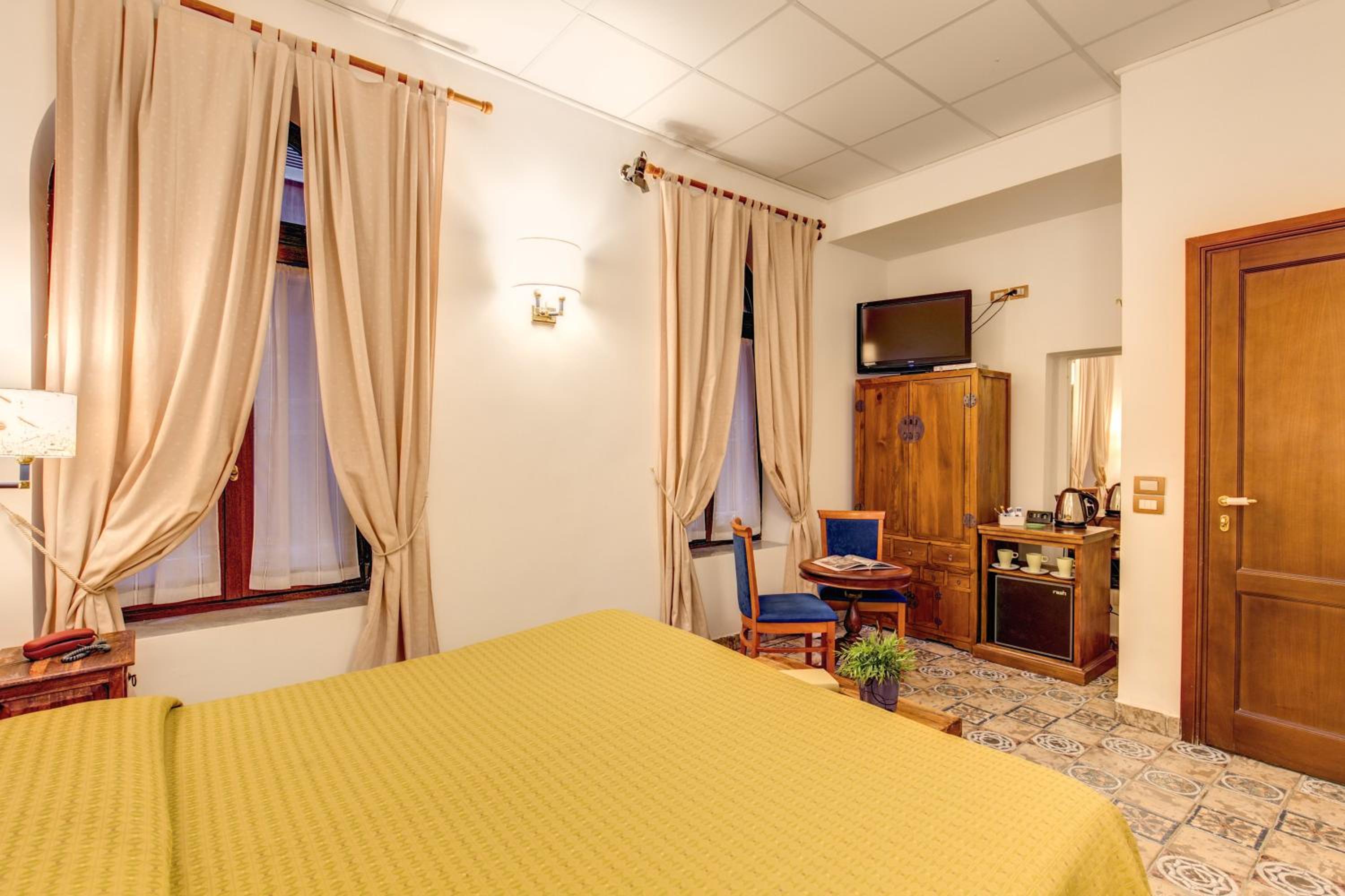 Triple Room photo 2