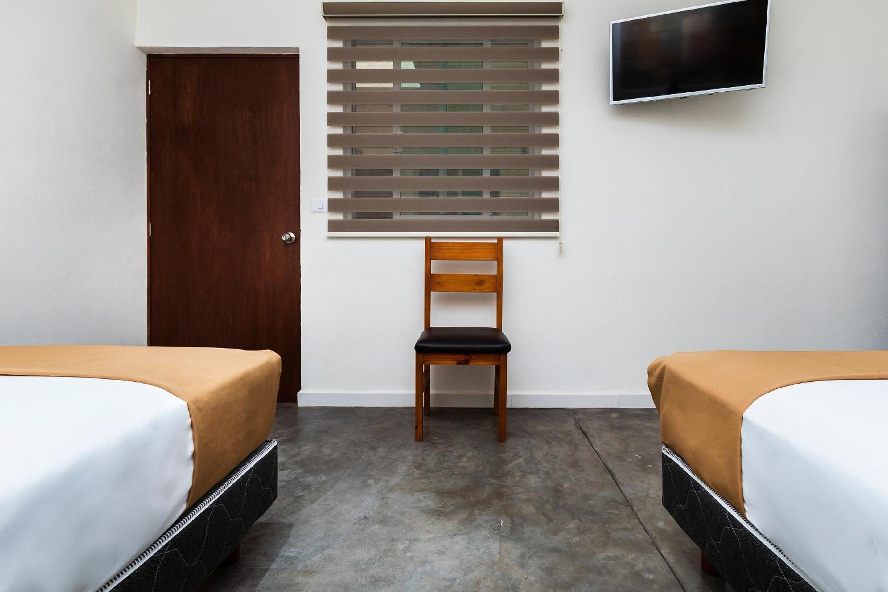 Standard Two Beds - Photo 6