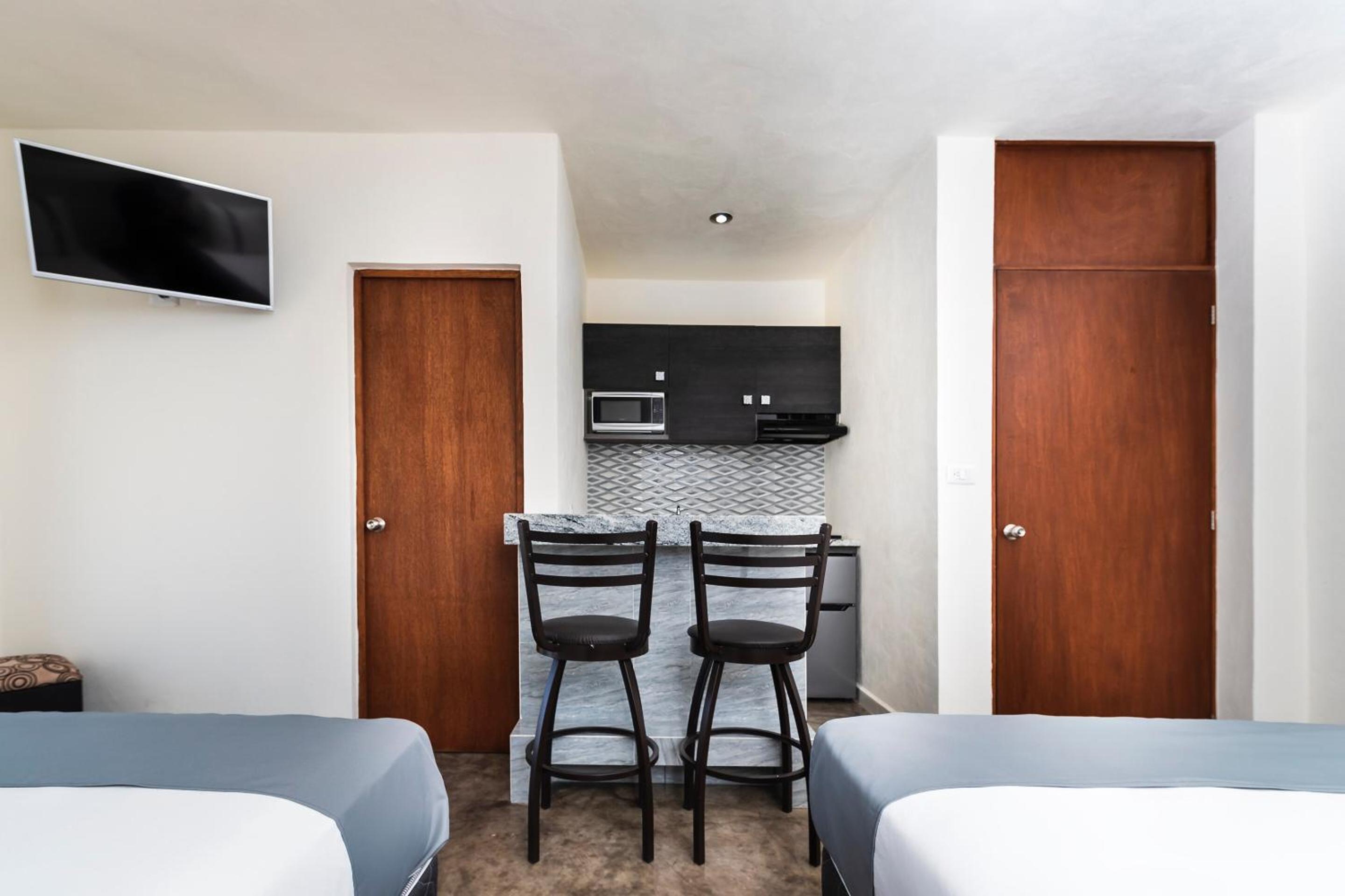 Deluxe Two beds - Photo 8