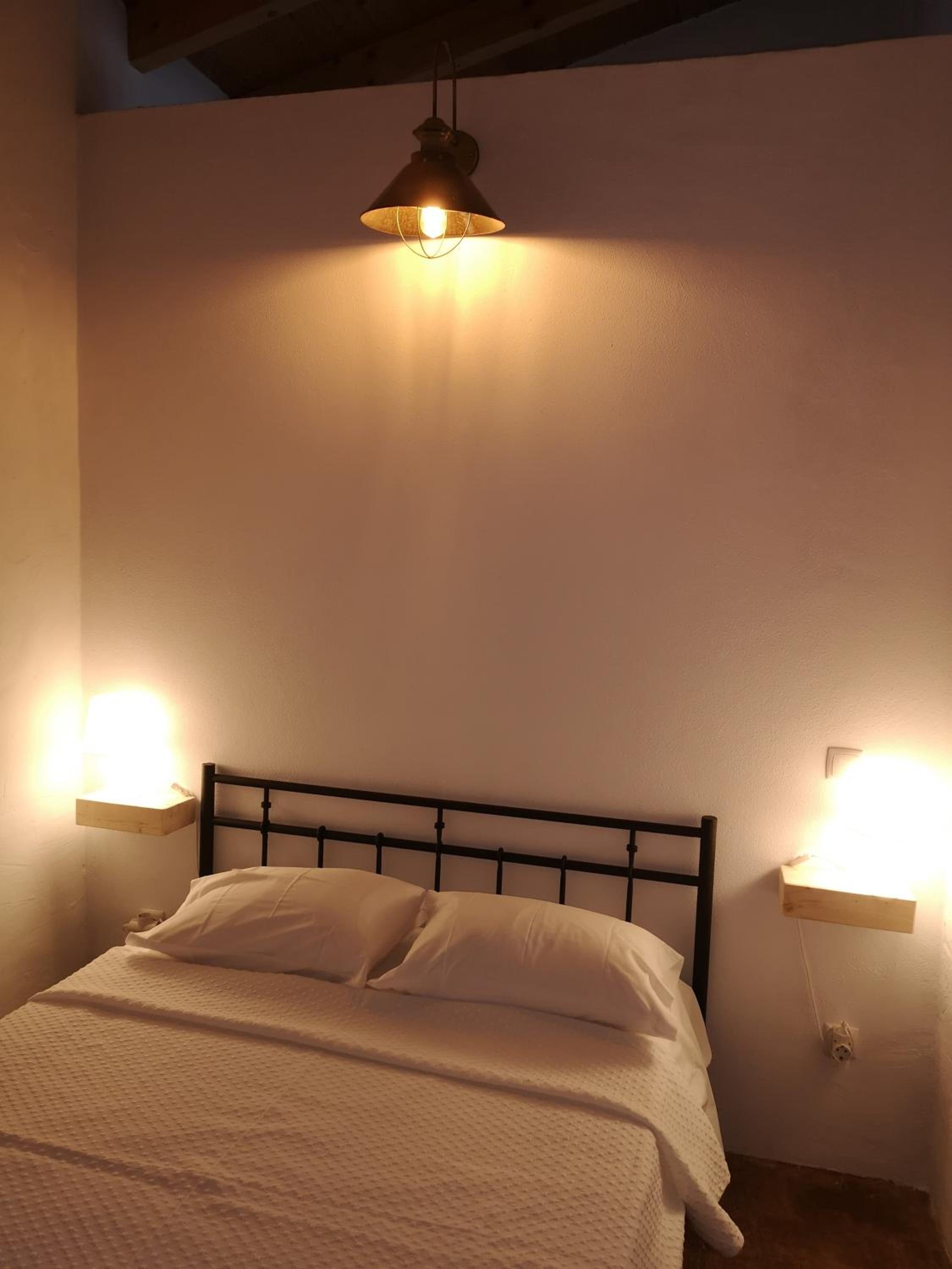 One-Bedroom House photo 1