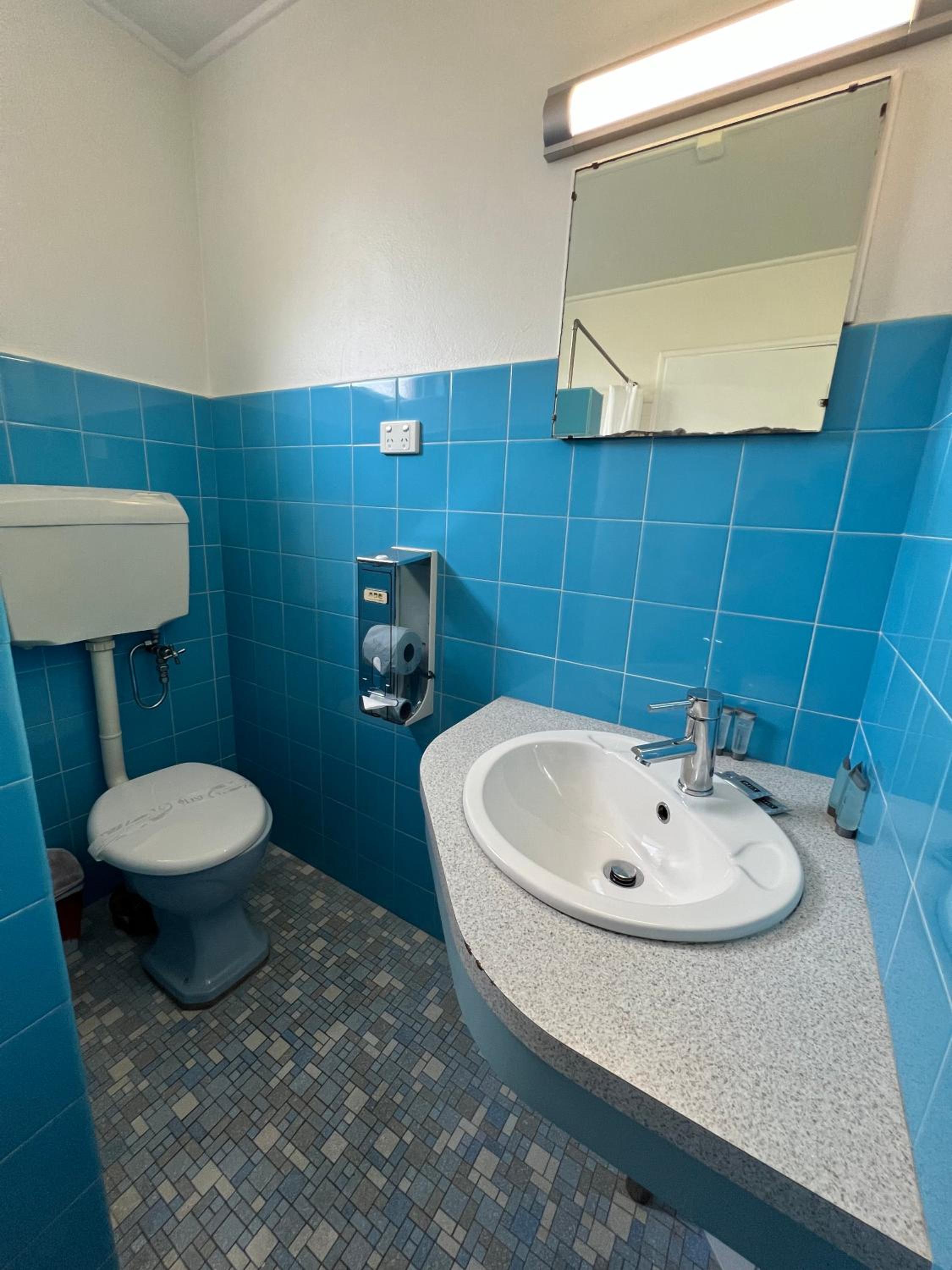 Deluxe Triple Room photo 2