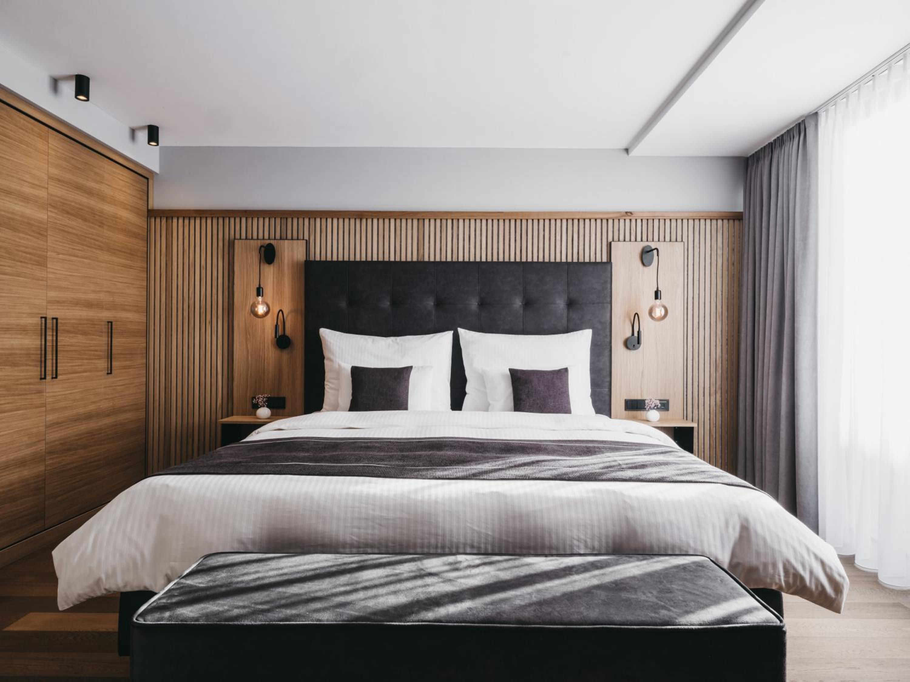 Deluxe Room - Photo 8